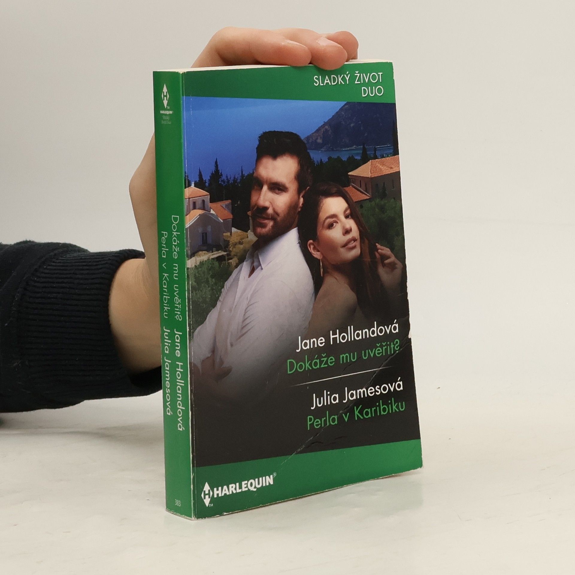 Jane Holland Dokáže mu uvěřit? / Perla v Karibiku