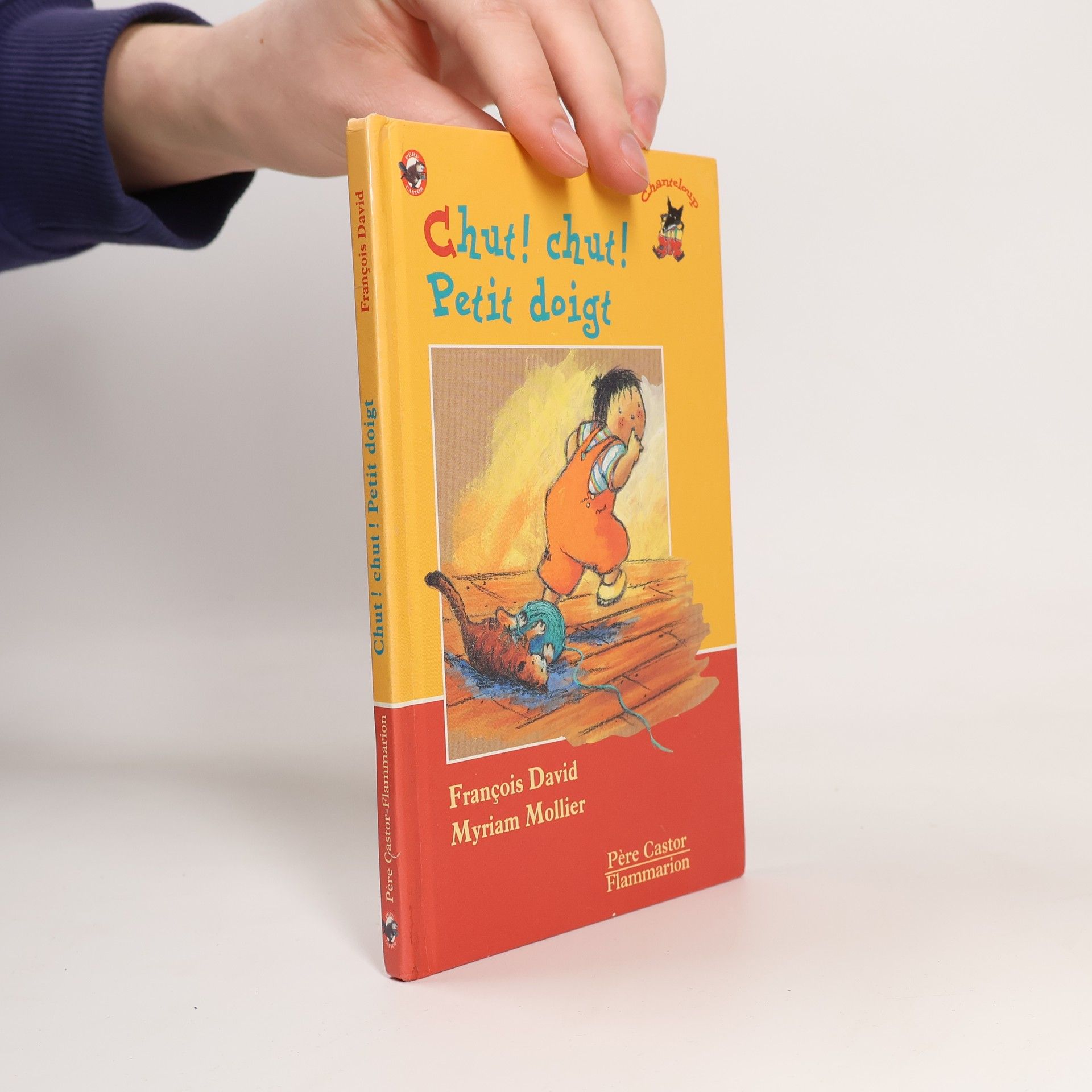 Chut ! chut ! Petit doigt