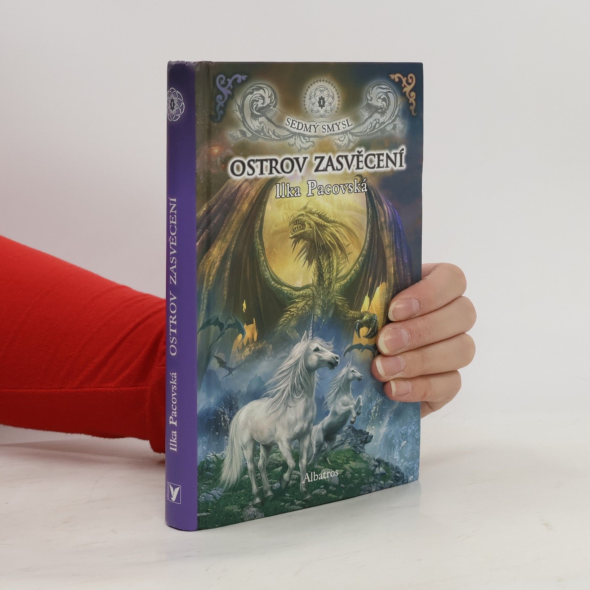 Ilka Pacovská Sedmý smysl 1., Ostrov zasvěcení