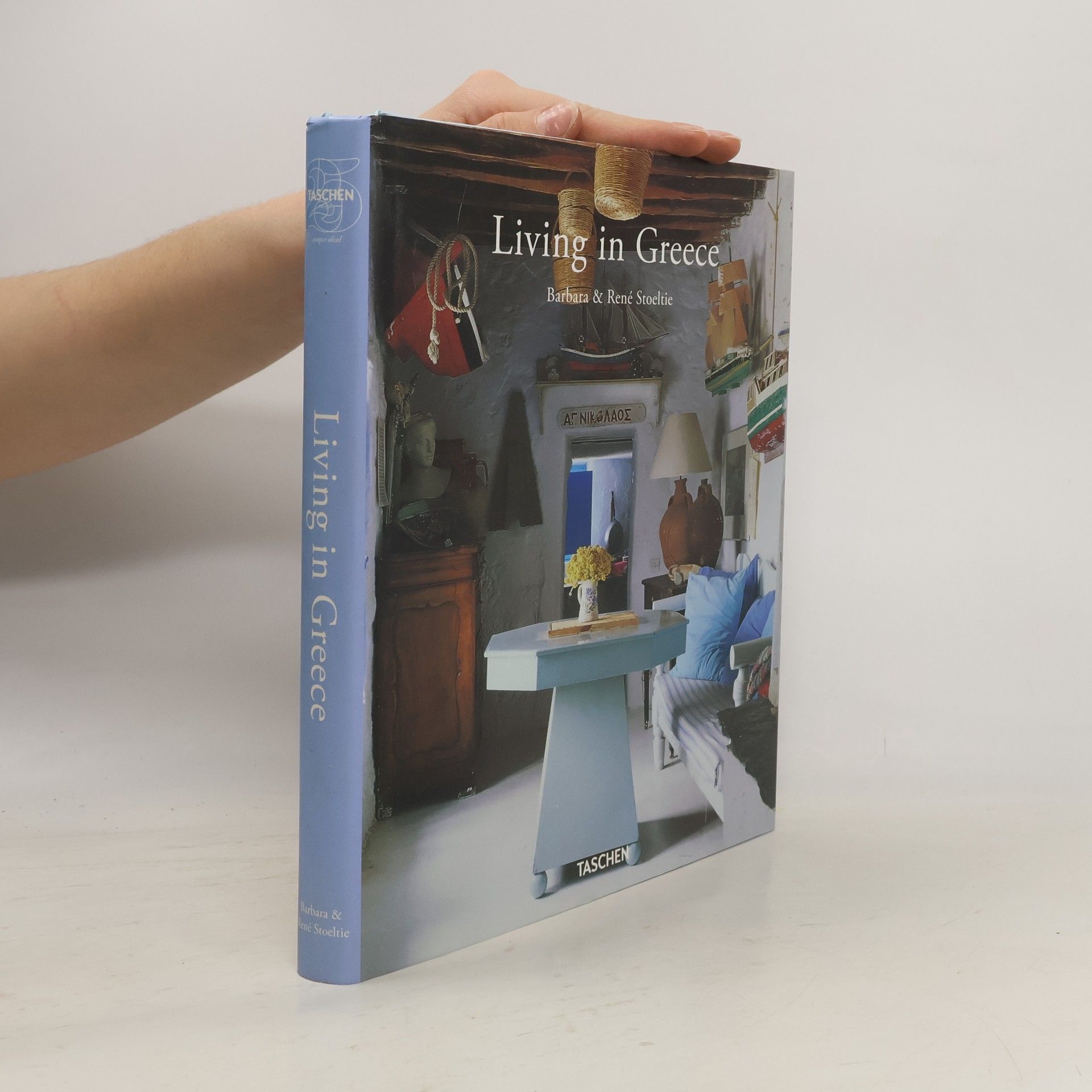 Barbara Stoeltie Living in Greece