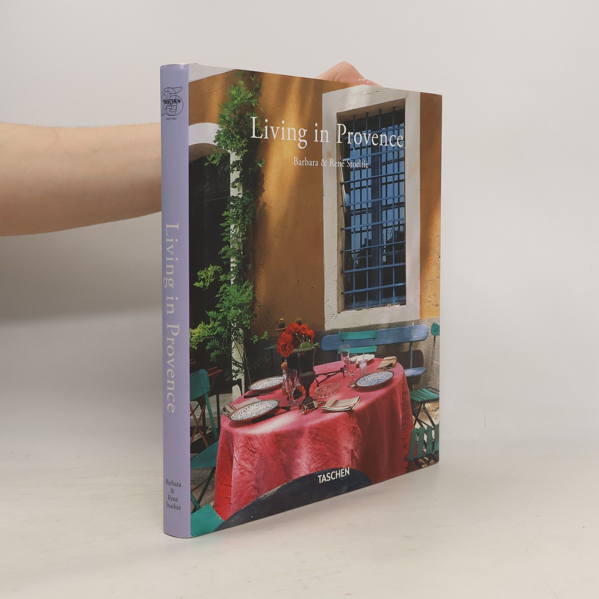 Barbara Stoeltie Living in Provence