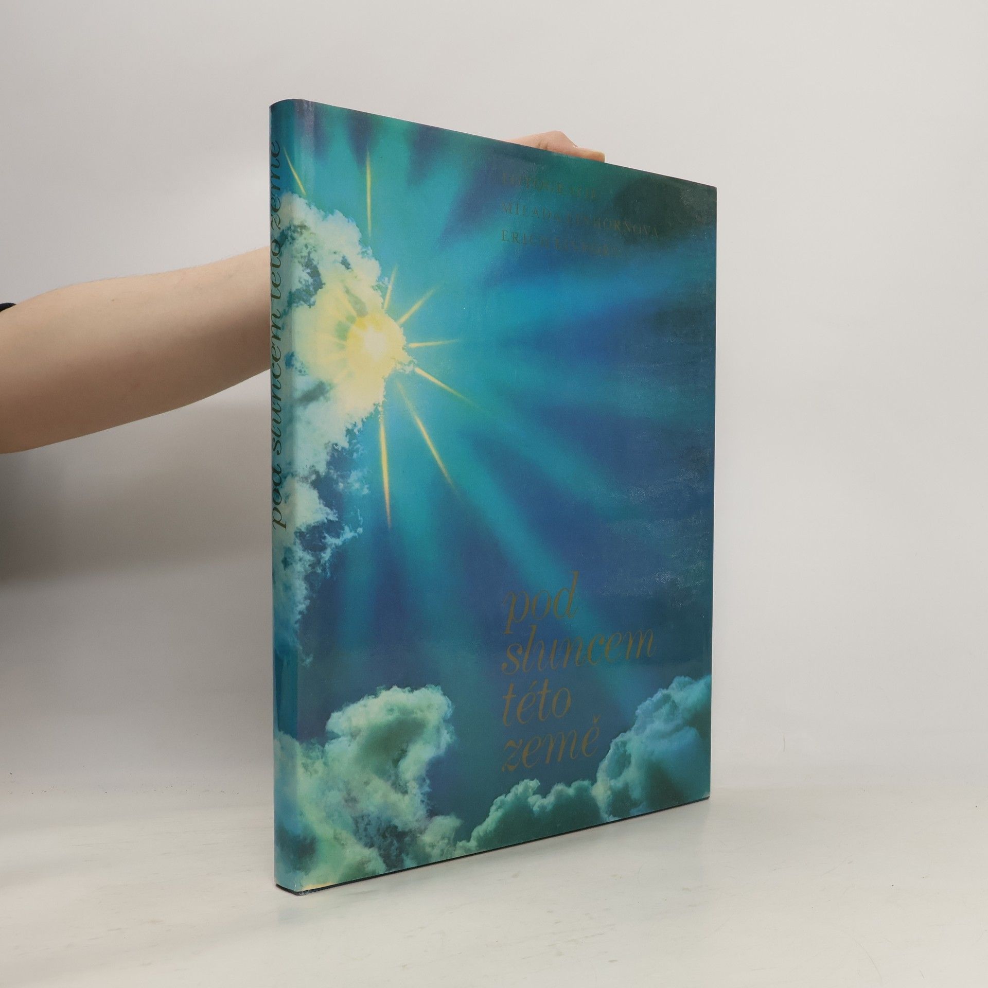 Autorenkollektiv Pod sluncem této země