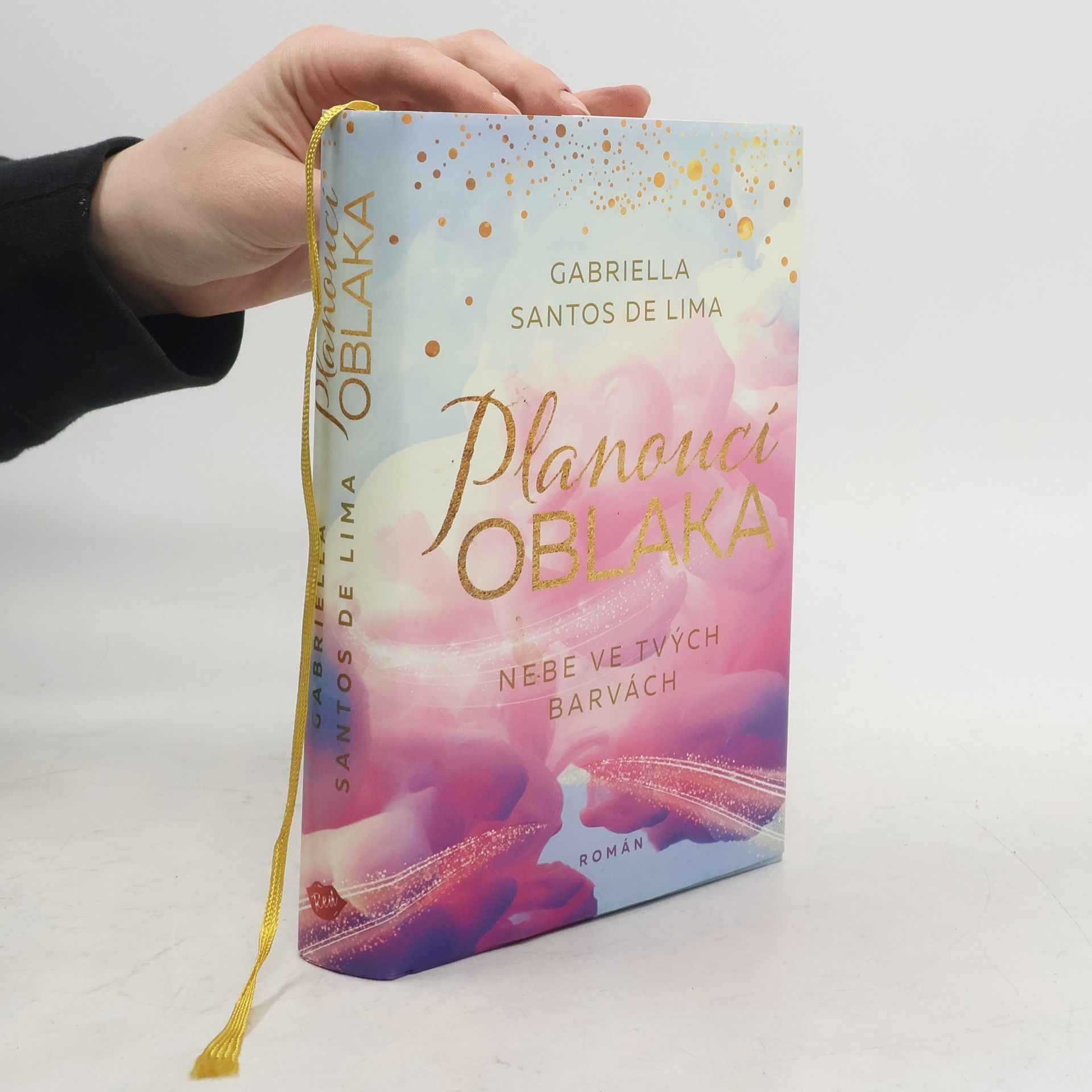 Gabriella Santos de Lima Planoucí oblaka