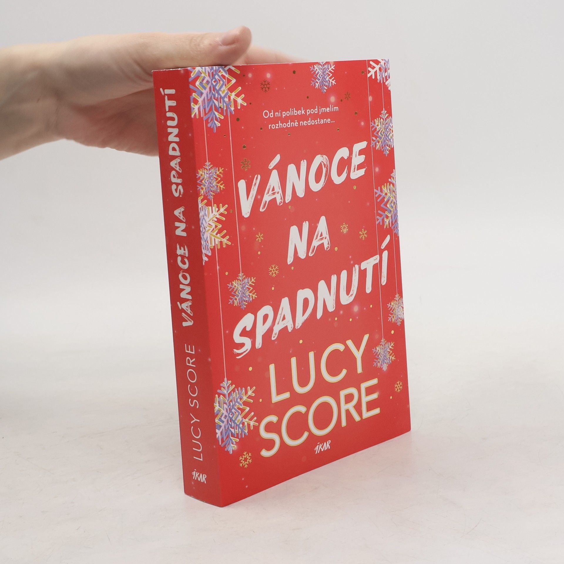 Lucy Score Vánoce na spadnutí