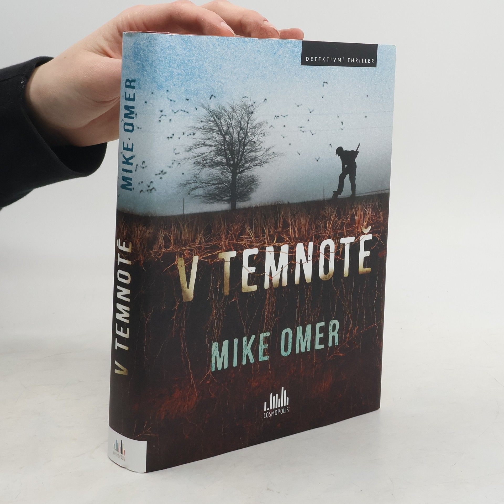 Mike Omer V temnotě