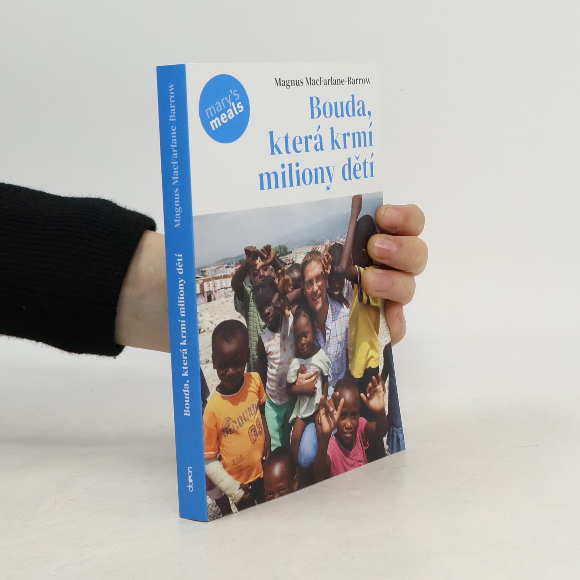 Magnus MacFarlane-Barrow Bouda, která krmí miliony dětí