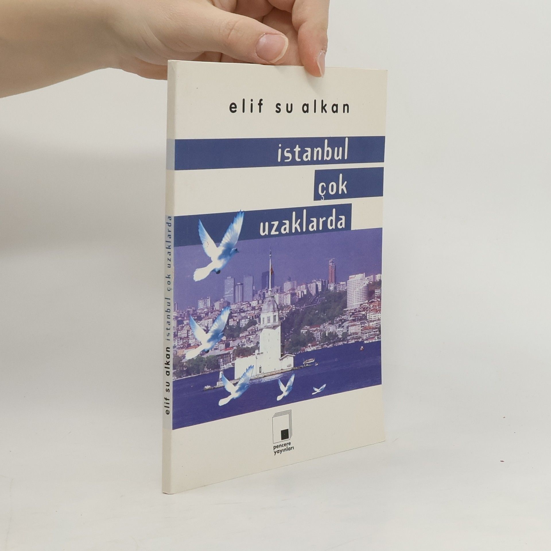 Elif Su Alkan İstanbul çok uzaklarda