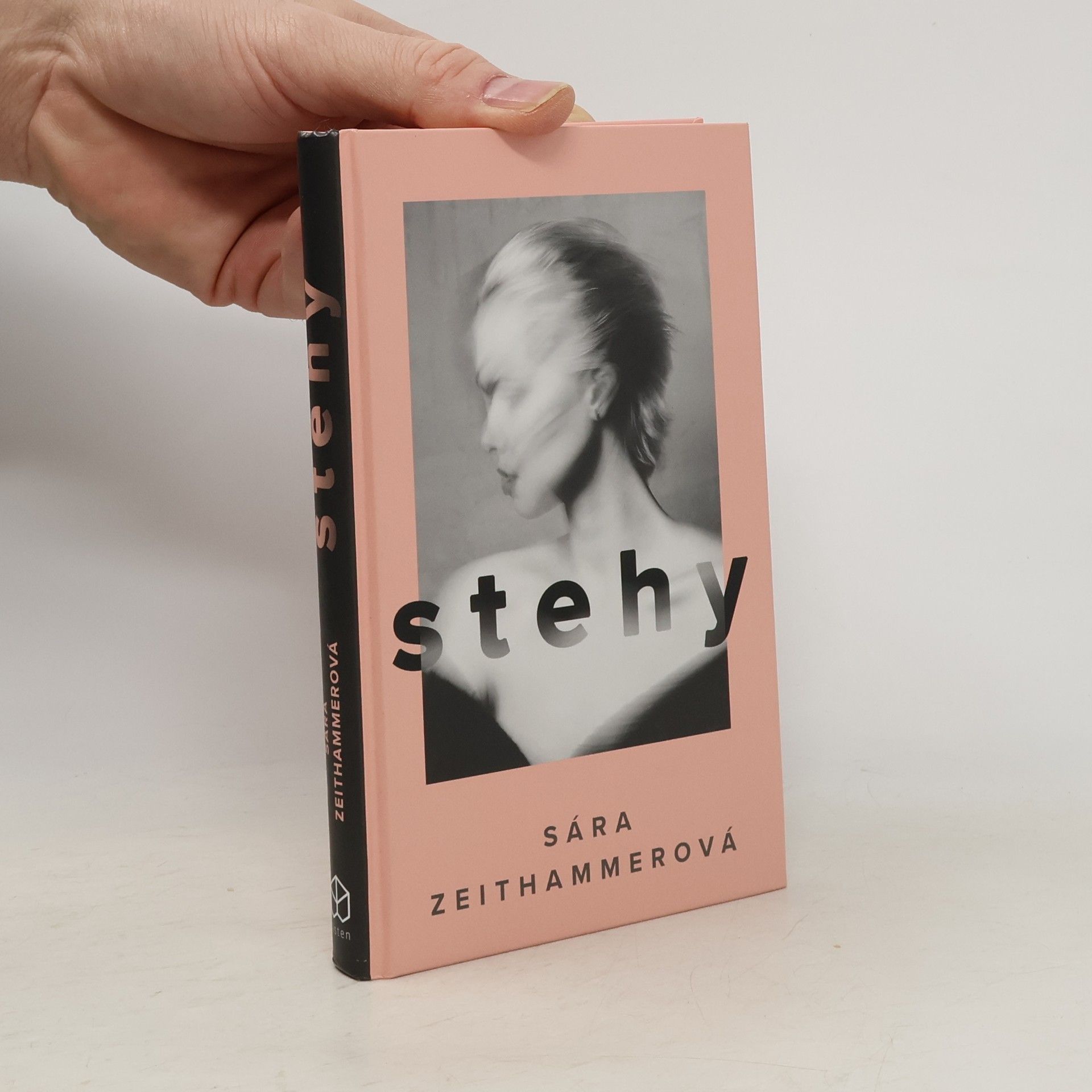 Sára Zeithammerová Stehy
