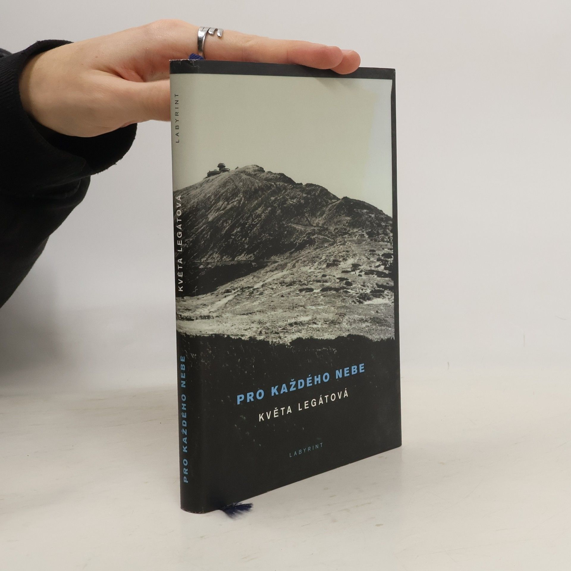 Květa Legátová Pro každého nebe