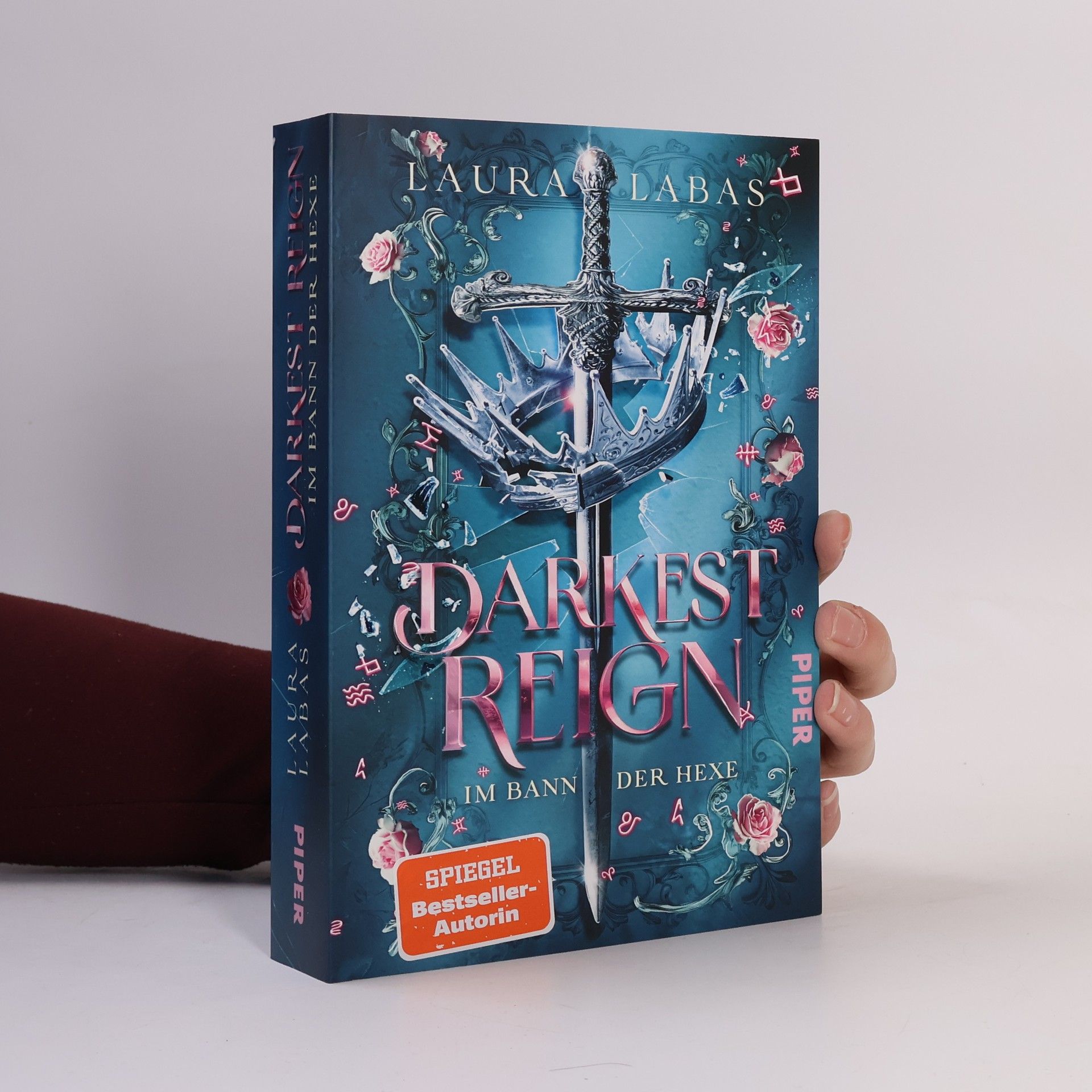 Laura Labas Darkest Reign – Im Bann der Hexe