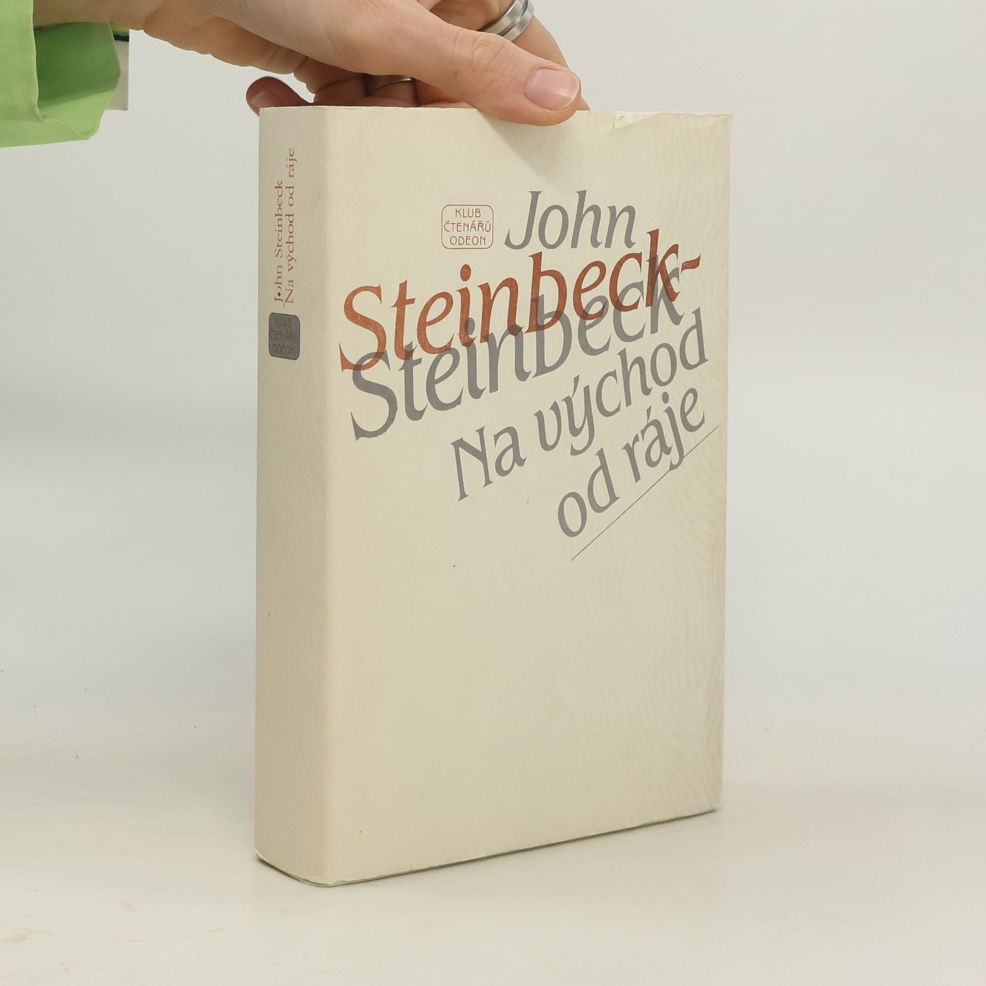 John Steinbeck Na východ od ráje