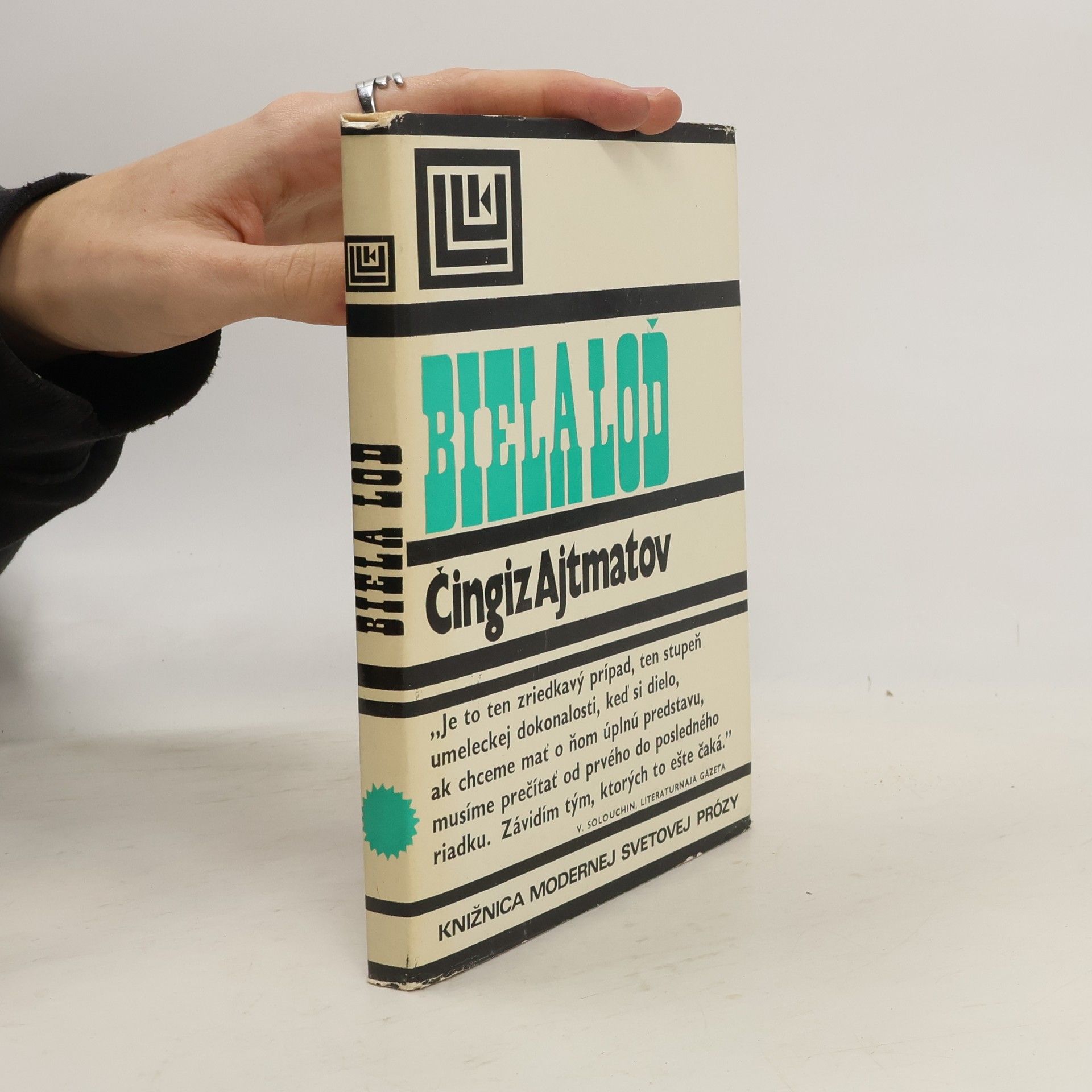 Chinghiz Aitmatov Biela loď