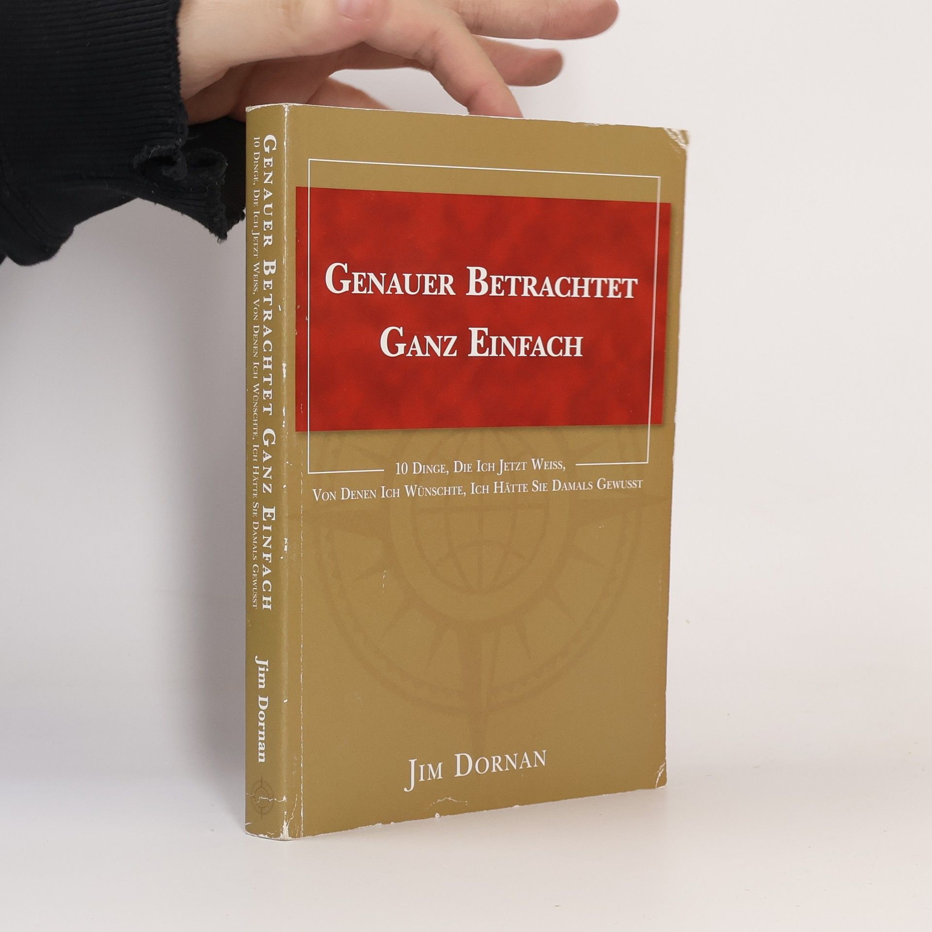 Jim Dornan Genauer Betrachtet Ganz Einfach