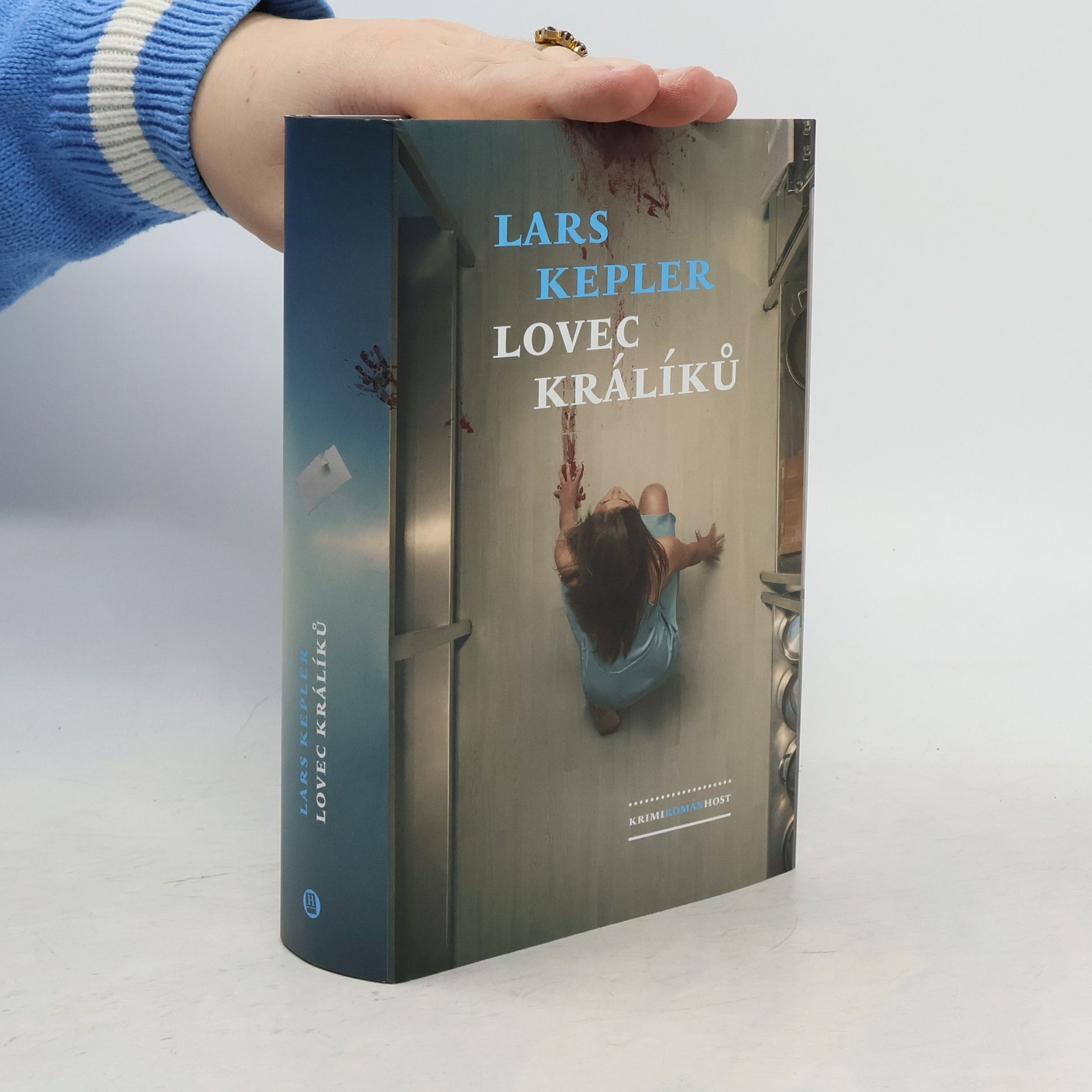 Lars Kepler Lovec králíků