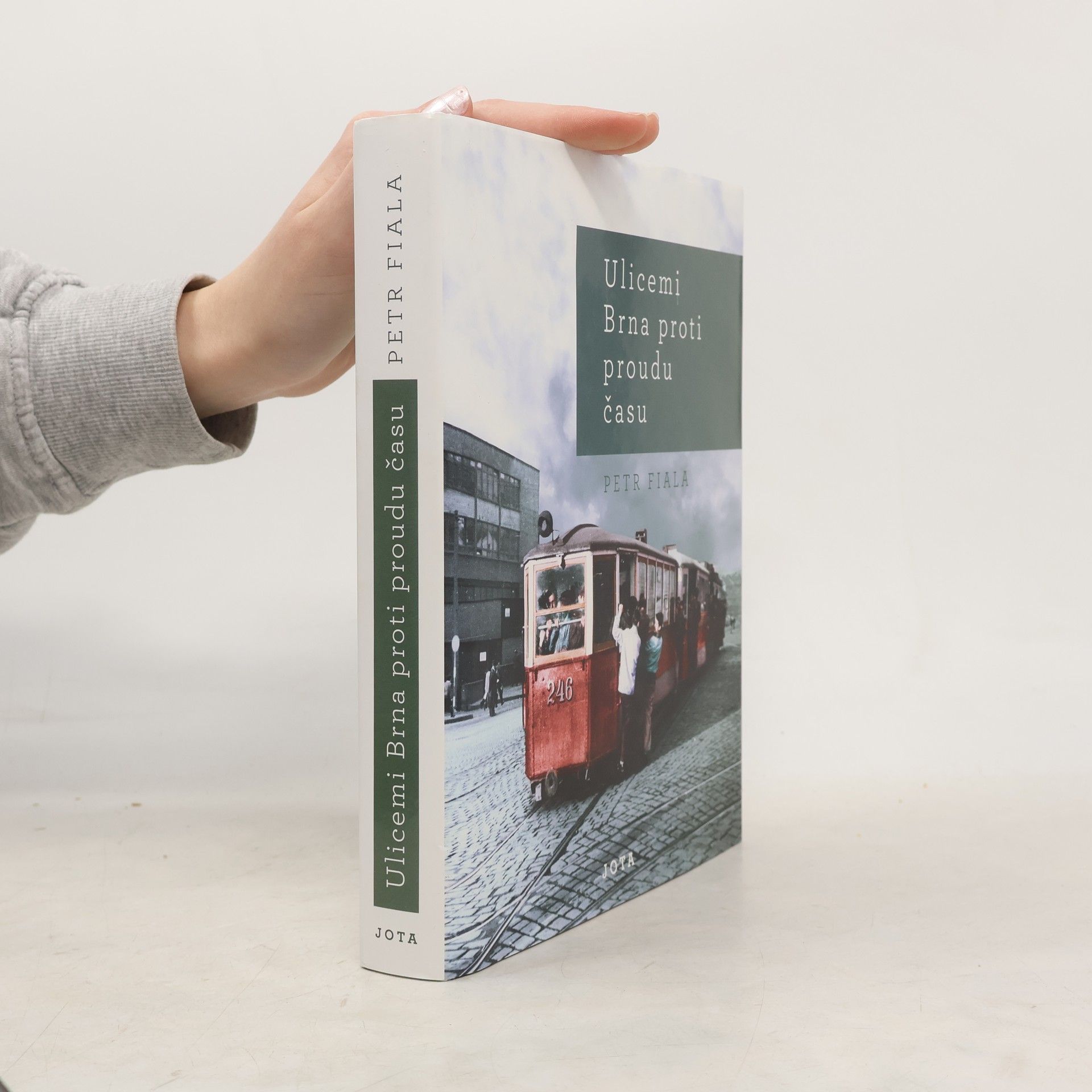 Petr Fiala Ulicemi Brna proti proudu času