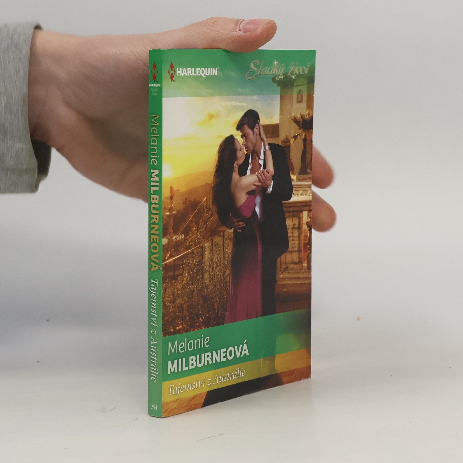 Melanie Milburne Tajemství z Austrálie