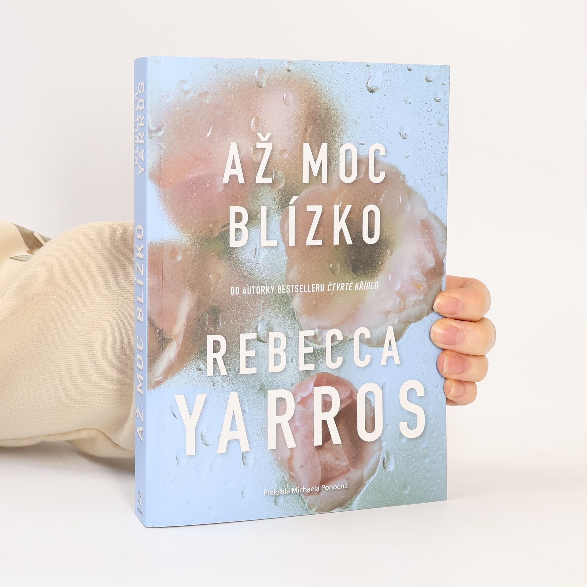 Rebecca Yarros Až moc blízko