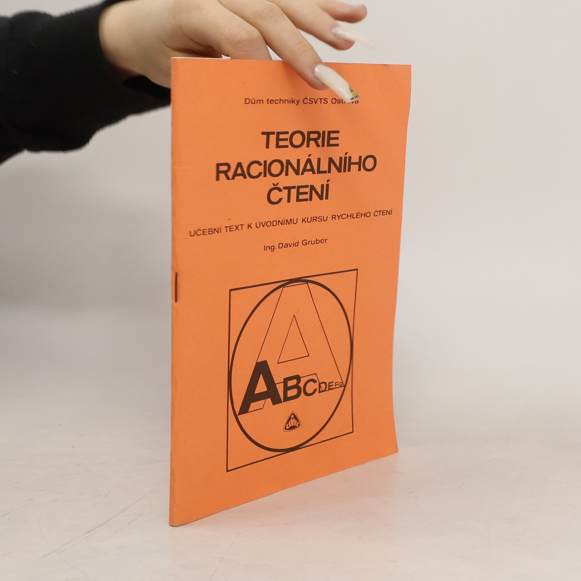 David Gruber Teorie racionálního čtení