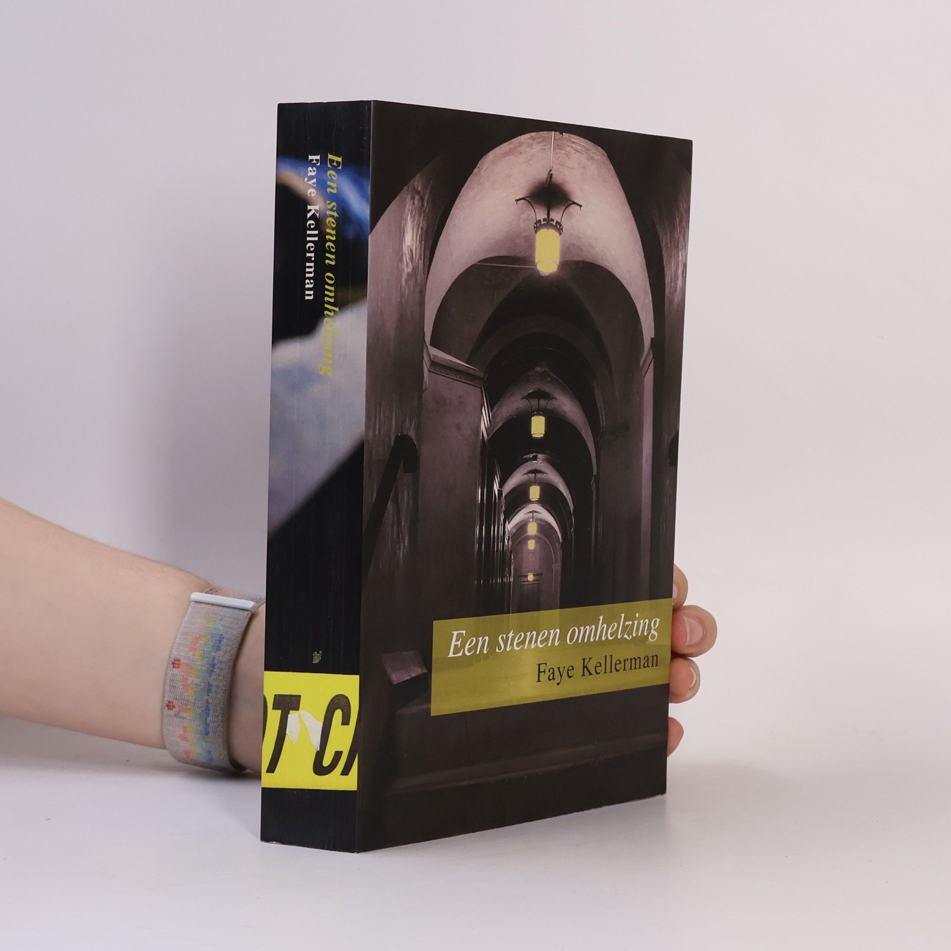 Faye Kellerman Een stenen omhelzing