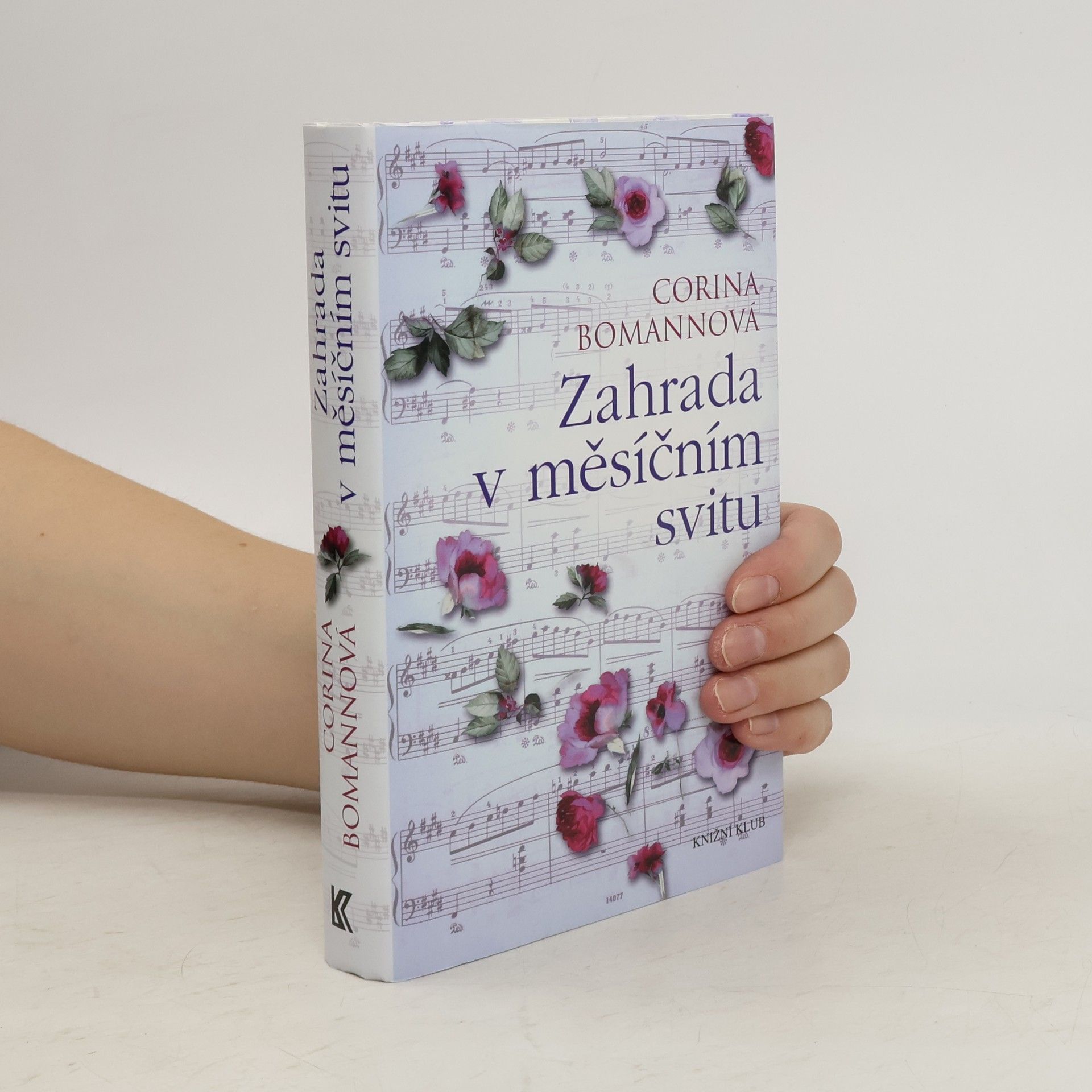 Corina Bomann Zahrada v měsíčním svitu