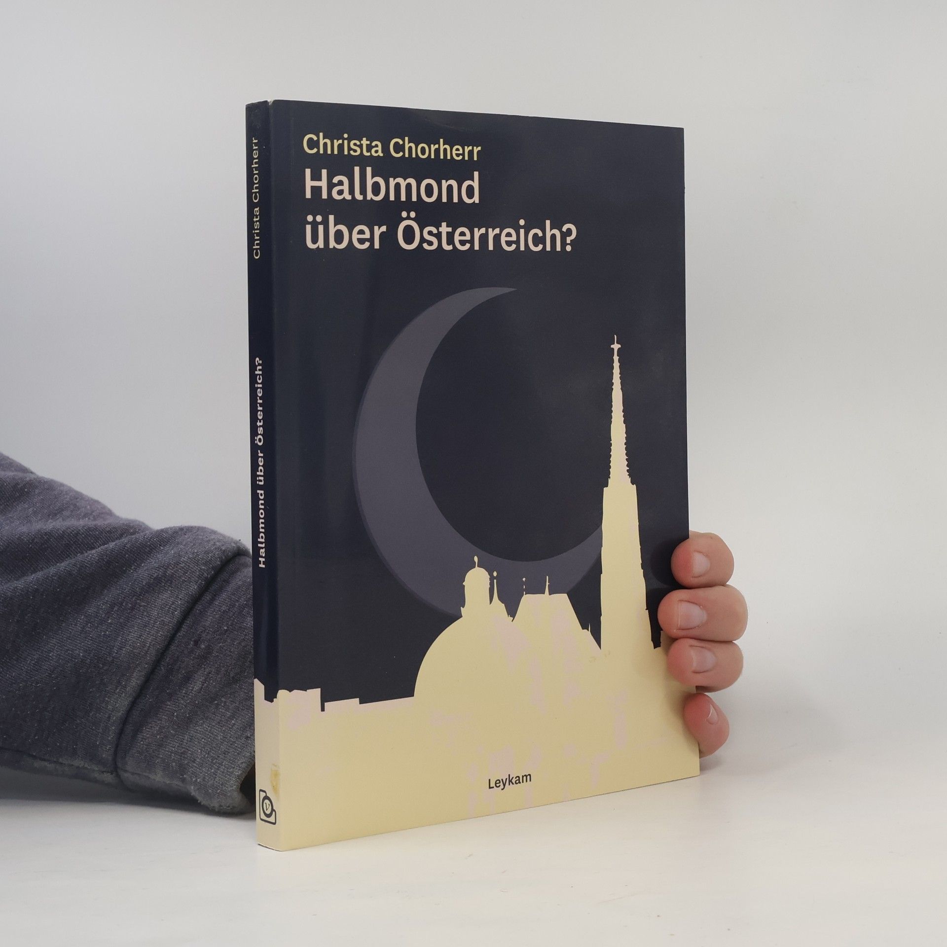 Christa Chorherr Halbmond über Österreich?