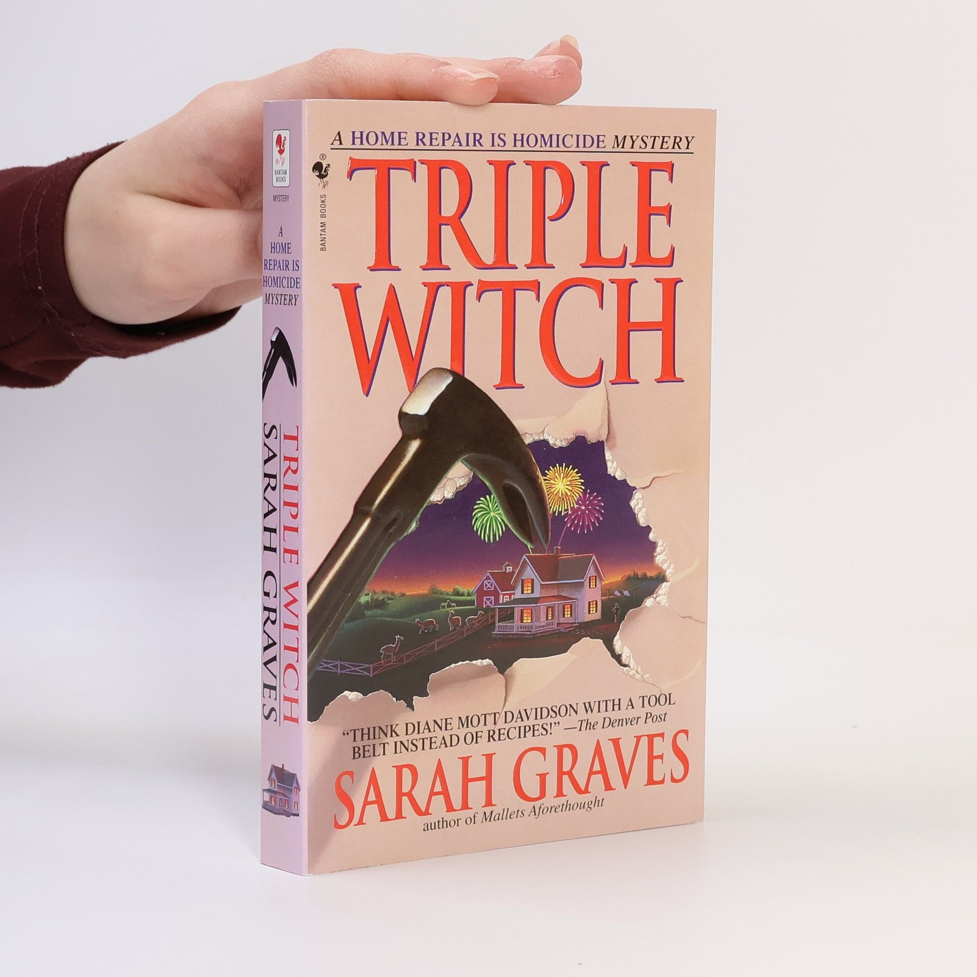 Sarah Graves Mainely Murder: Triple Witch