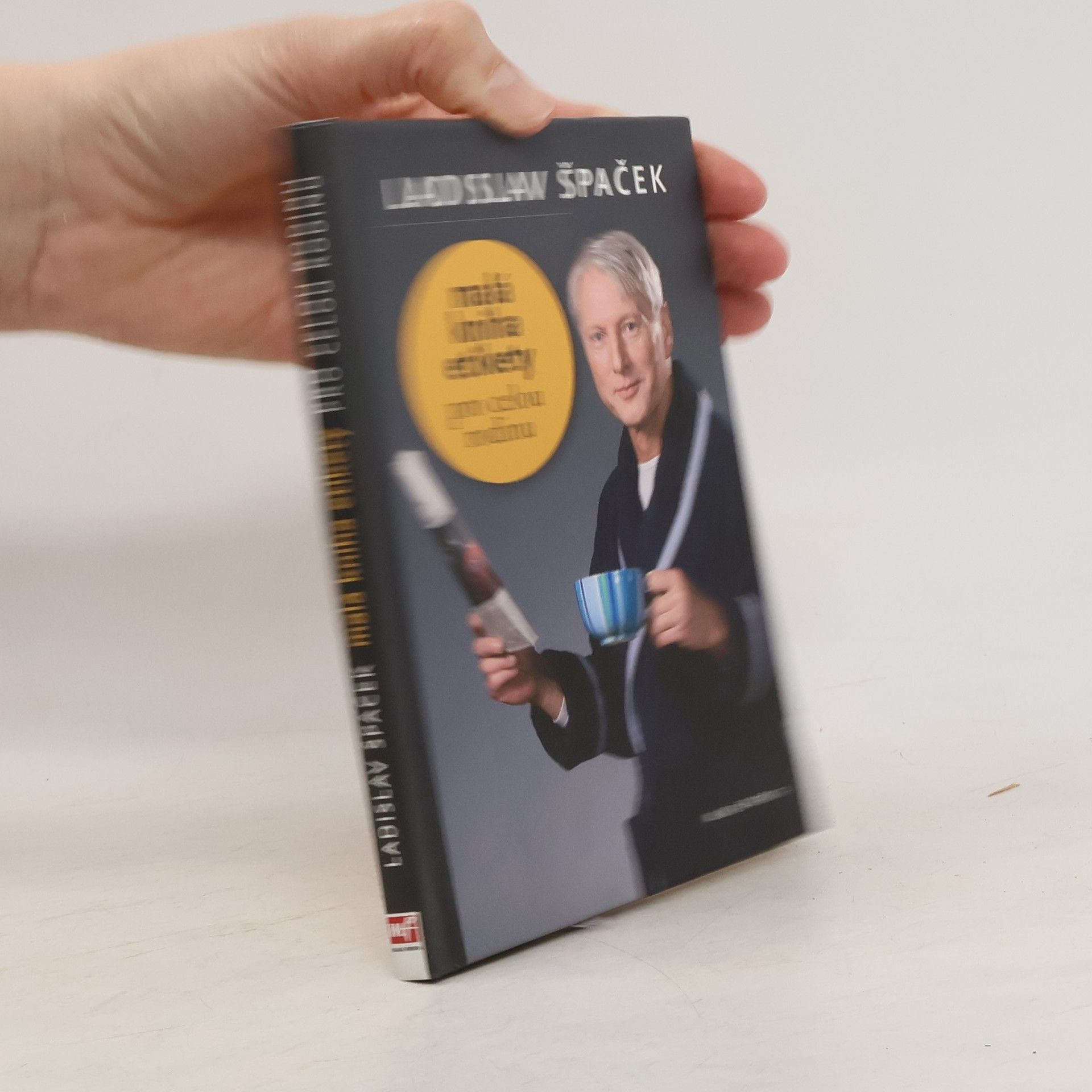 Ladislav Špaček Malá kniha etikety pro celou rodinu