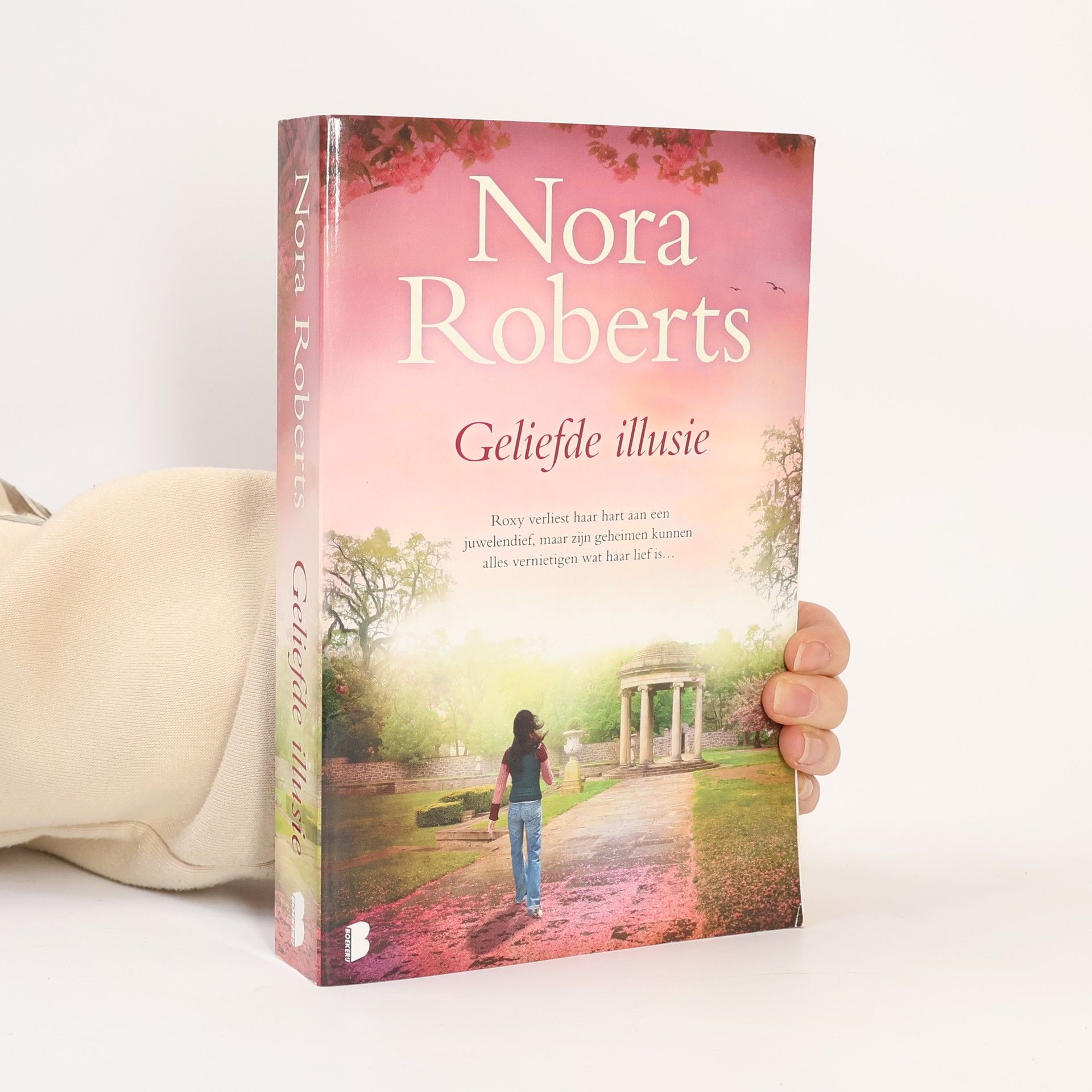 Nora Roberts Geliefde illusie