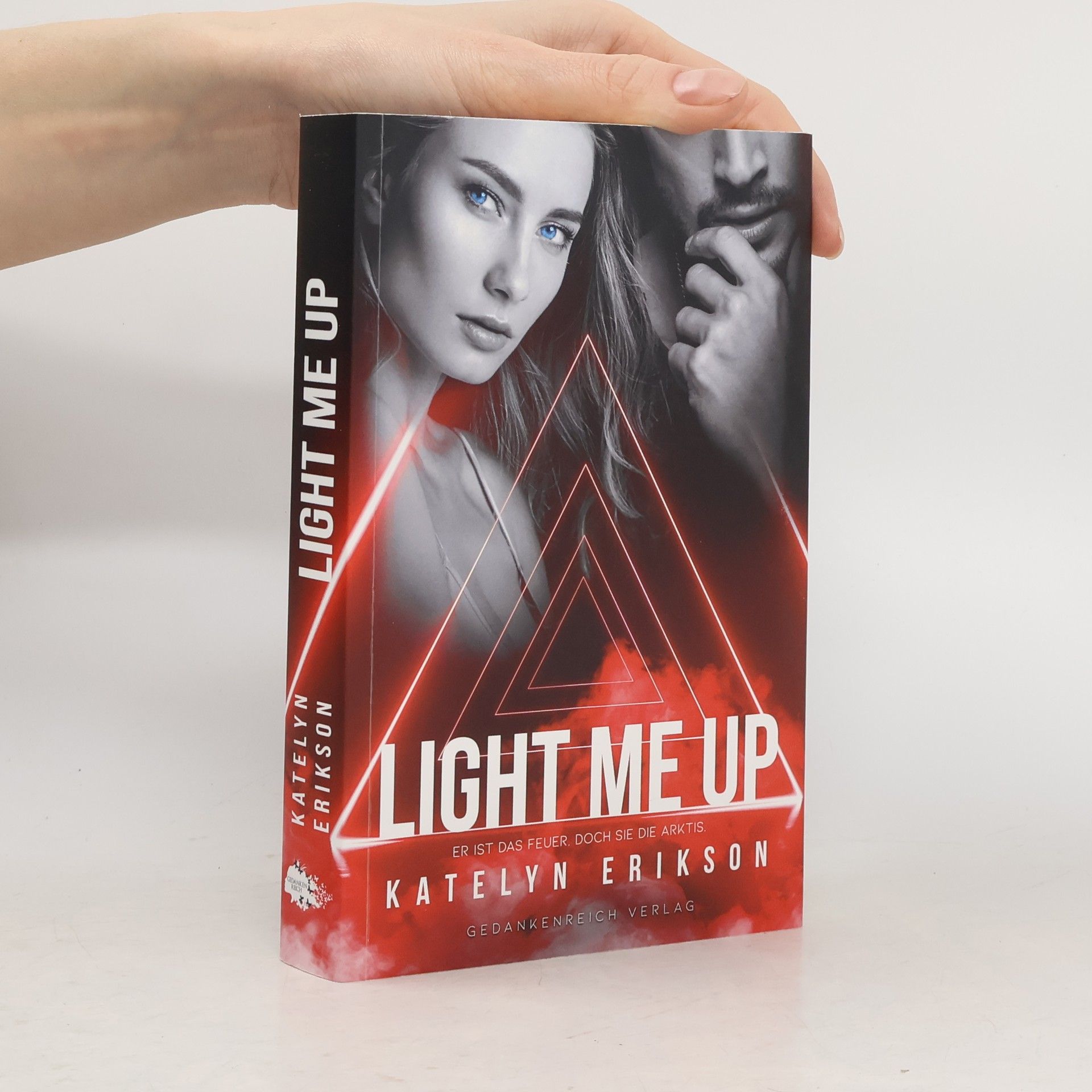 Katelyn Erikson Light me Up