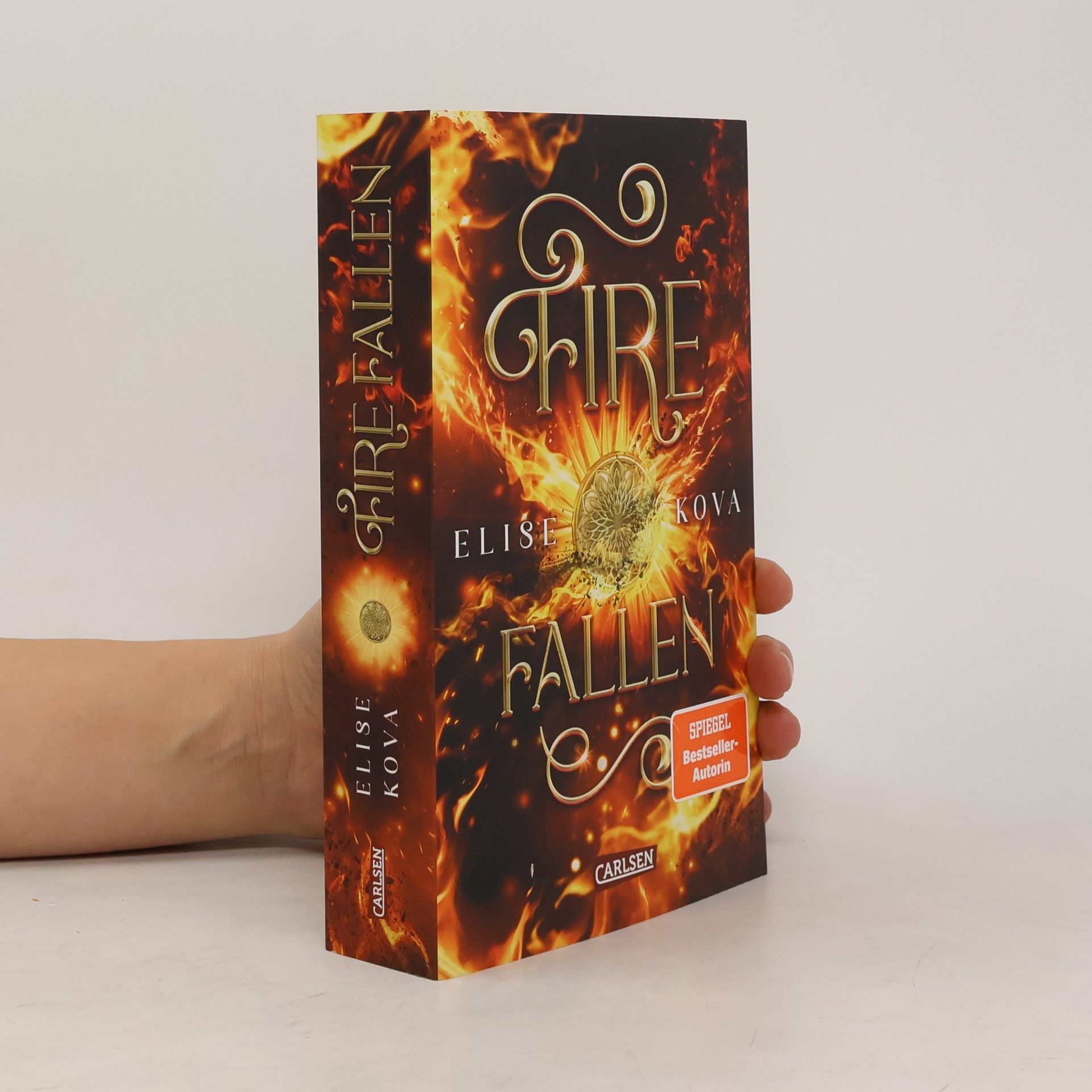 Elise Kova Fire fallen