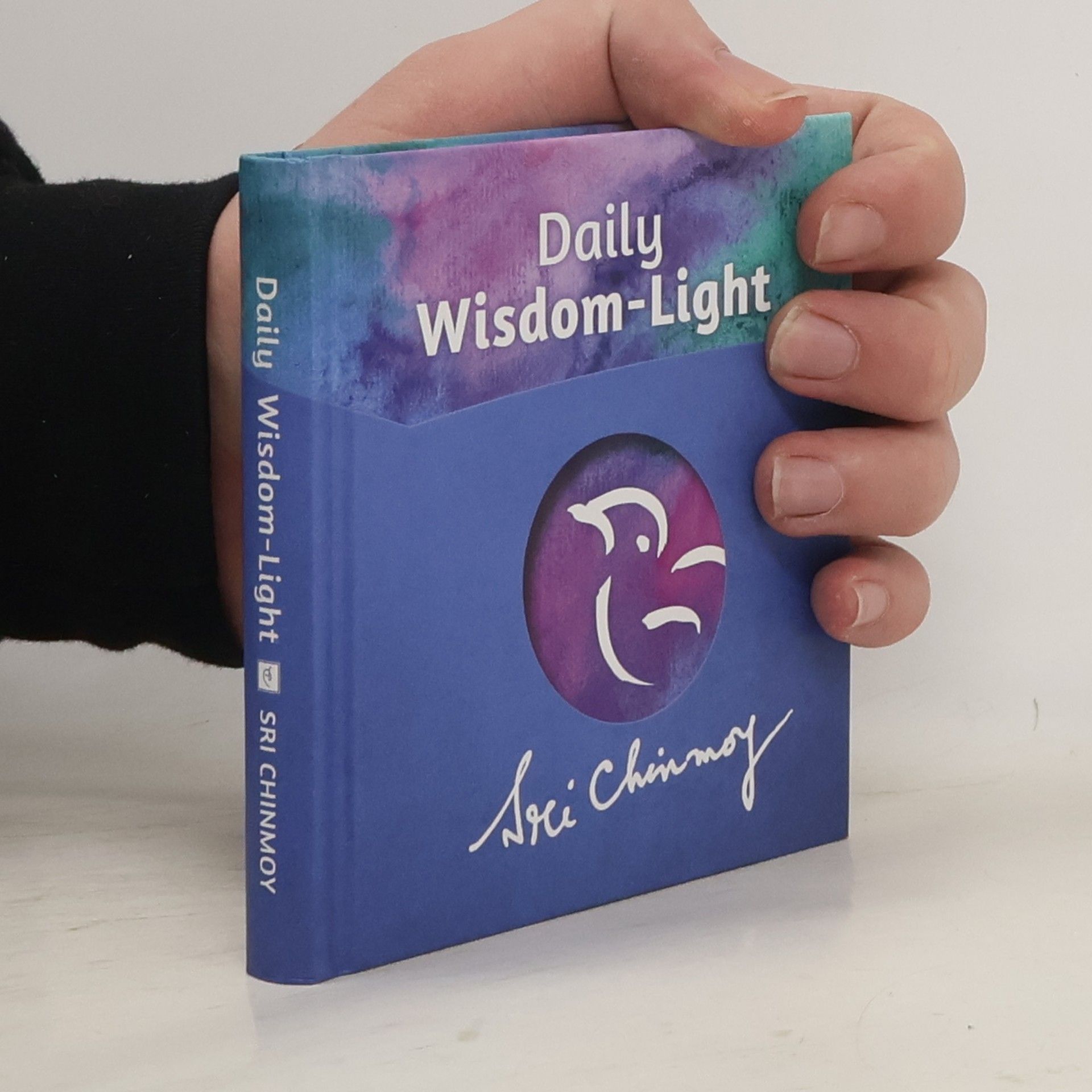 Sri Chinmoy Daily Wisdom-Light