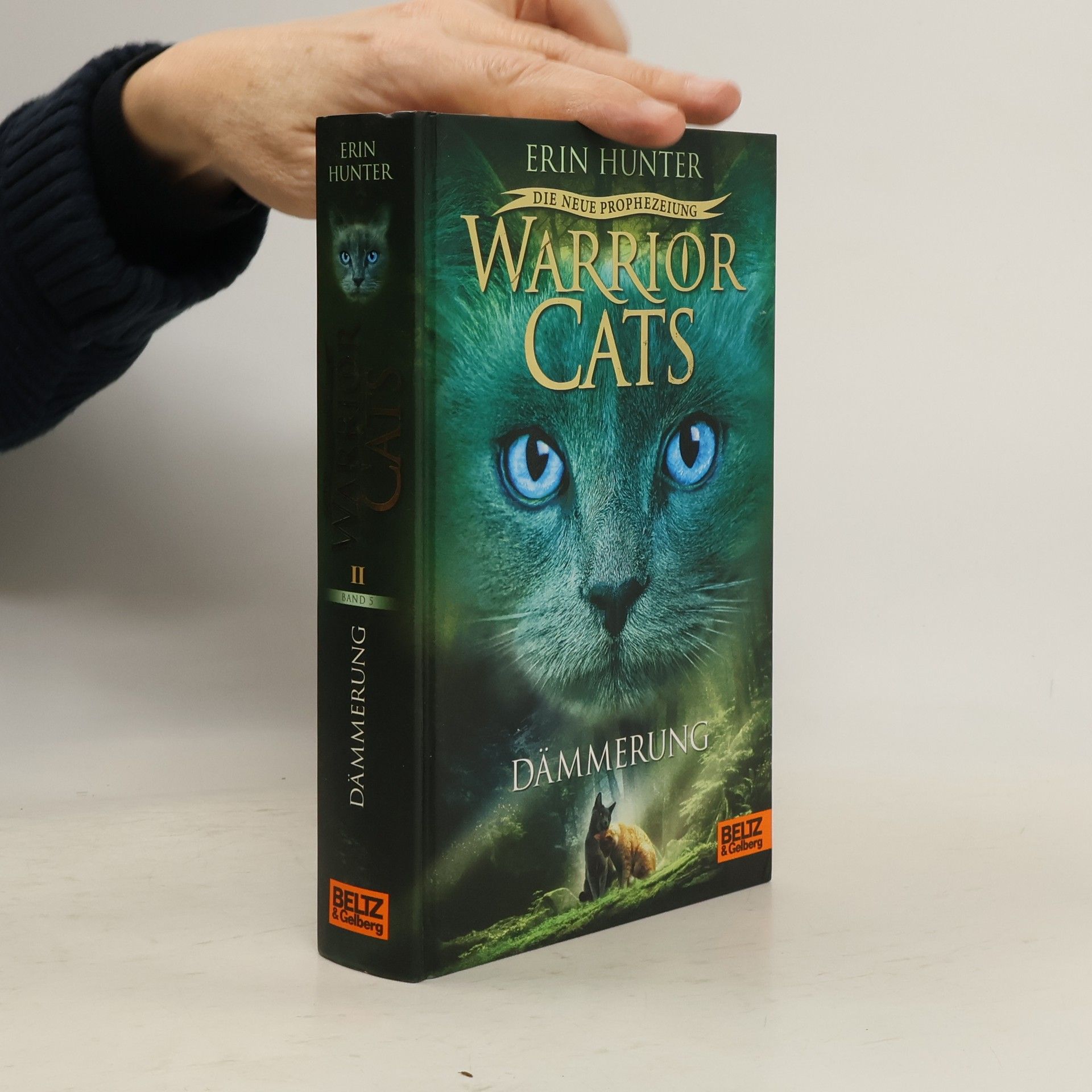 Erin Hunter Warrior Cats - Die neue Prophezeiung. Dämmerung
