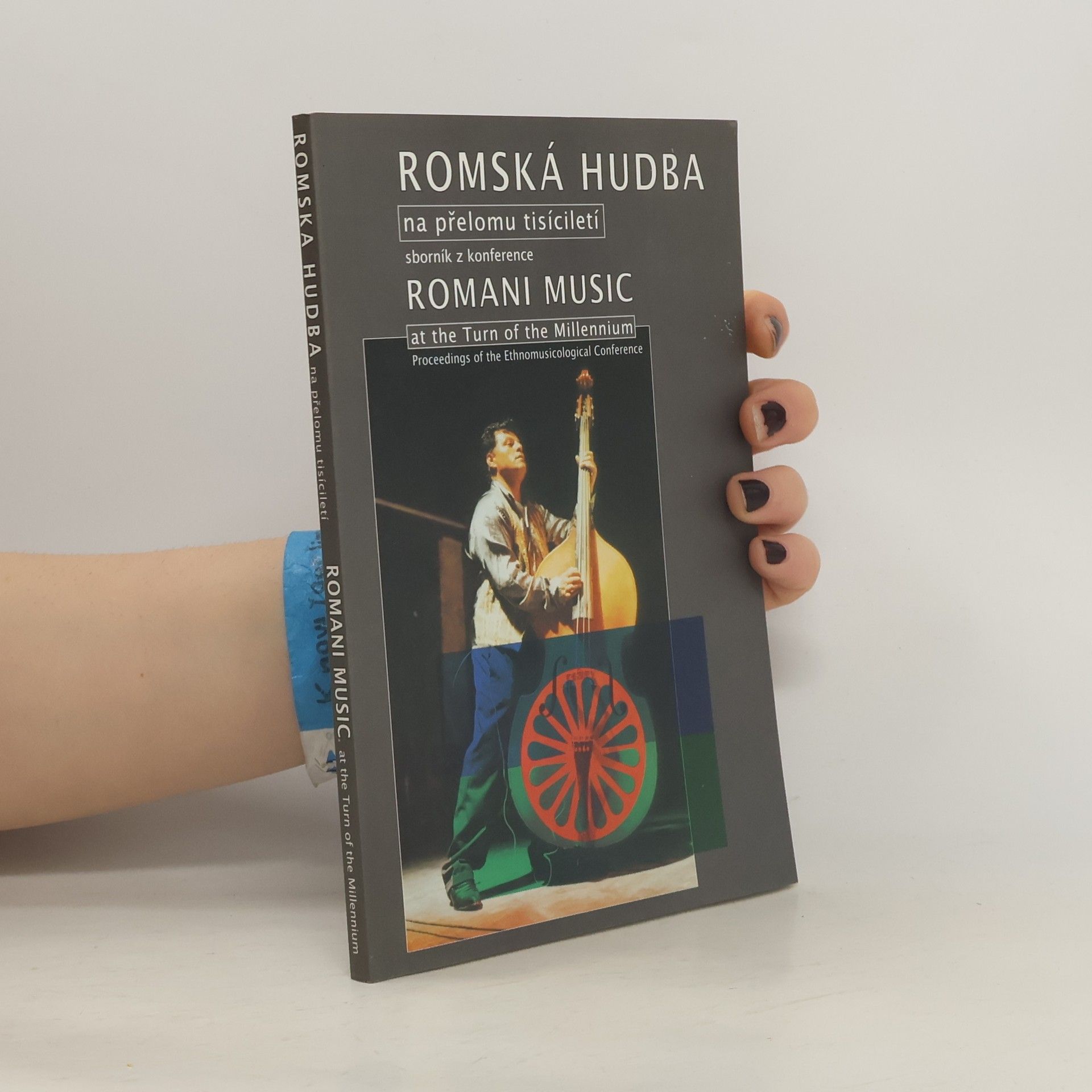 Zuzana Jurková Romská hudba na přelomu tisíciletí. Romani Music at the Turn of the Millennium