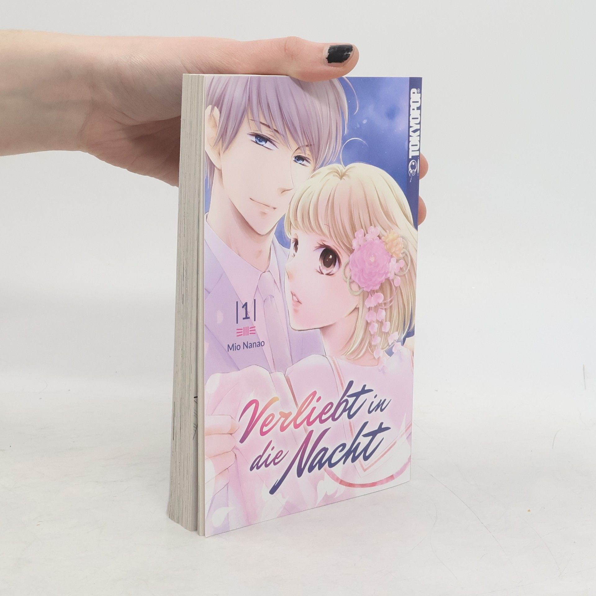 Mio Nanao Verliebt in die Nacht 1