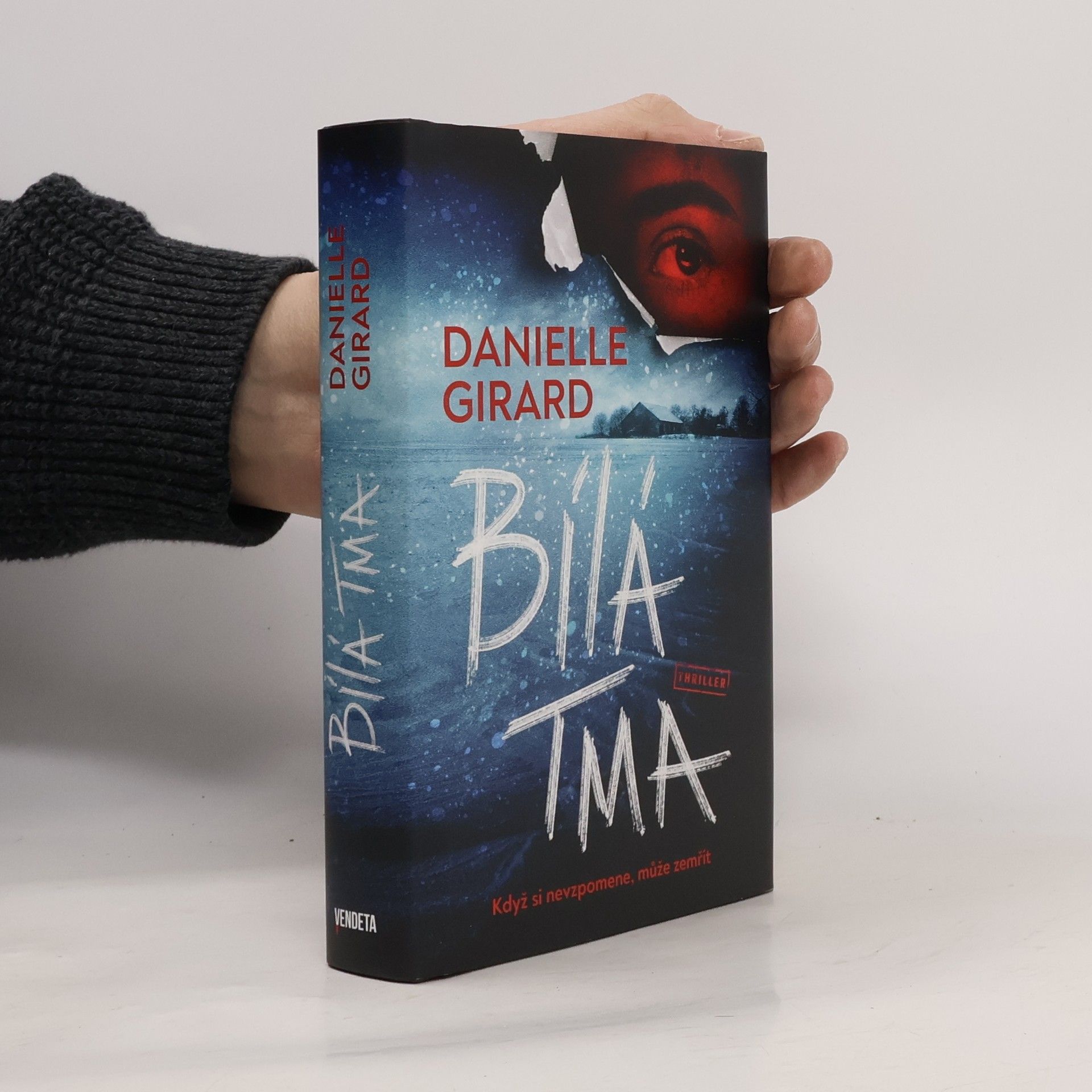 Danielle Girard Bílá tma