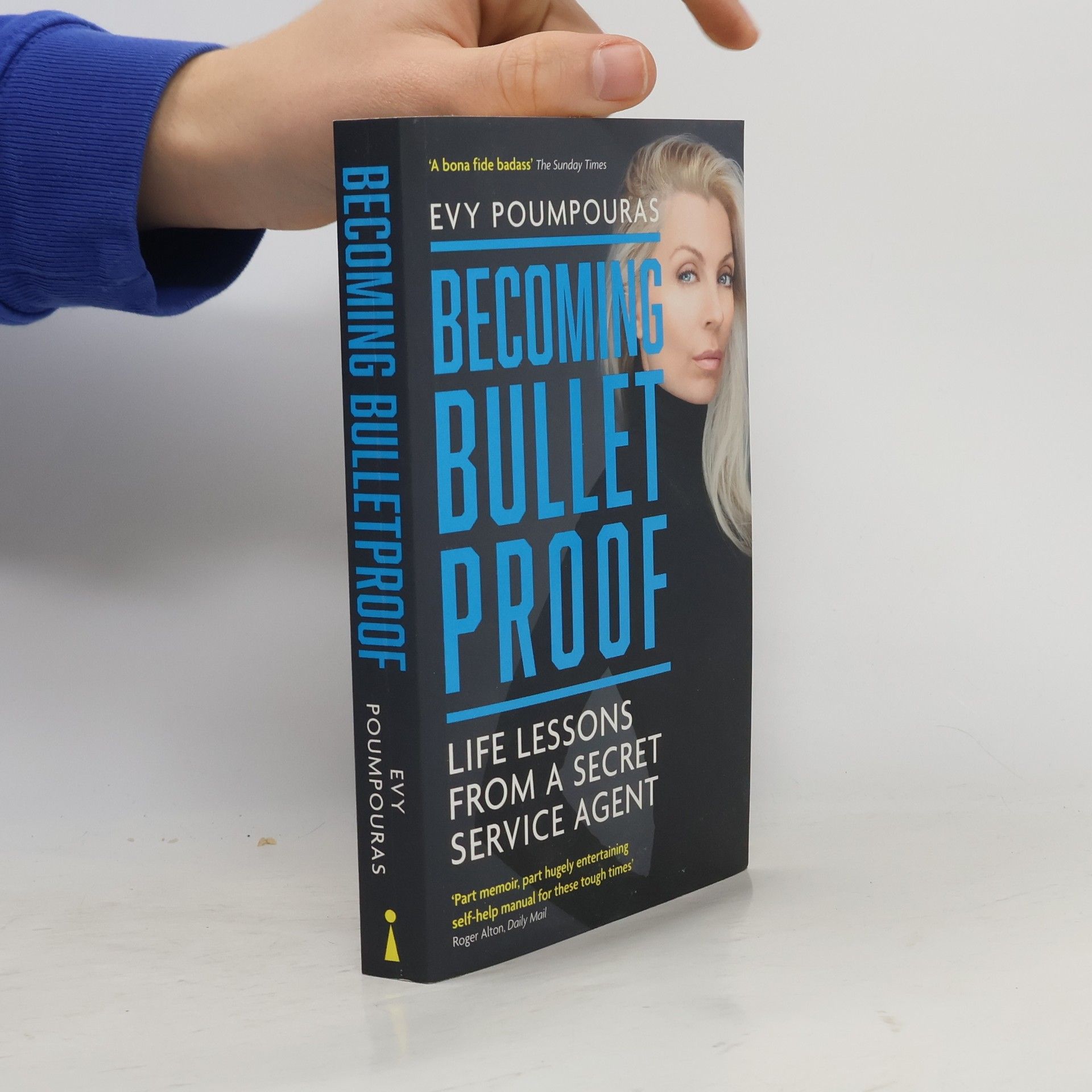 Poumpouras Evy Becoming Bulletproof