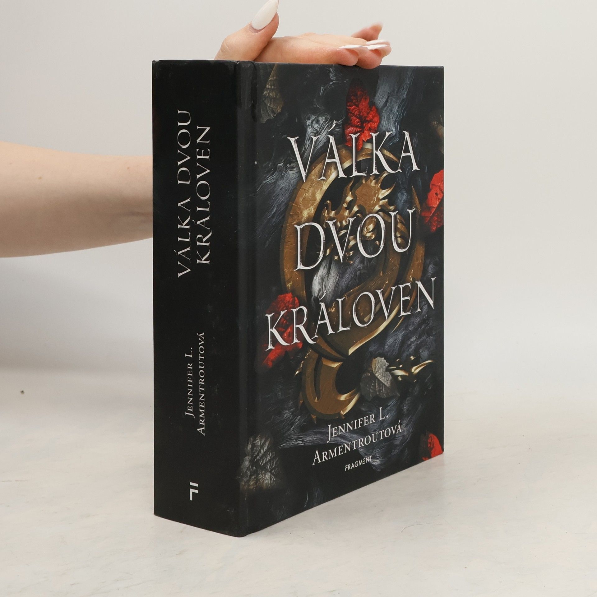 Jennifer L. Armentrout Válka dvou královen