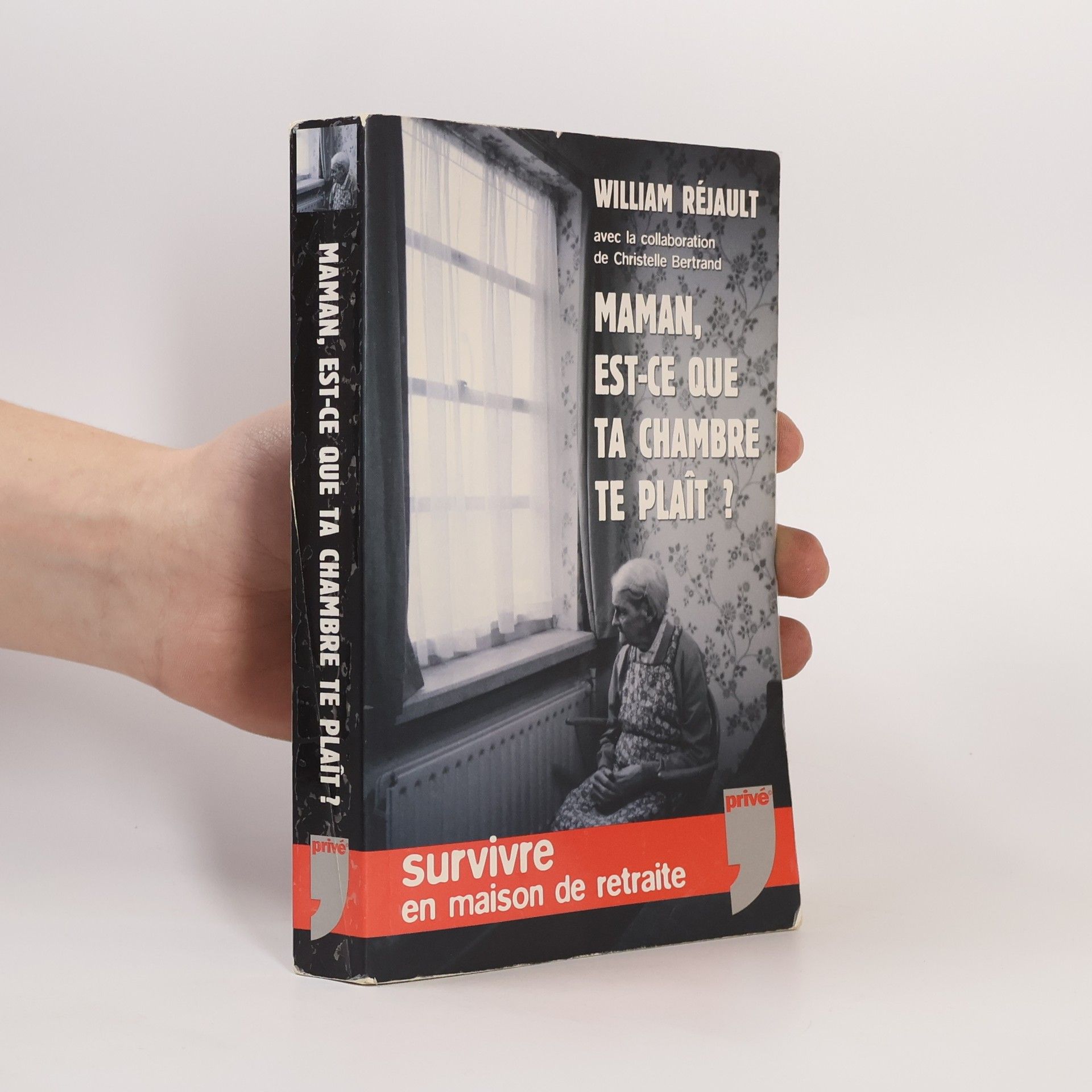 Maman, est-ce que ta chambre te plaît ?