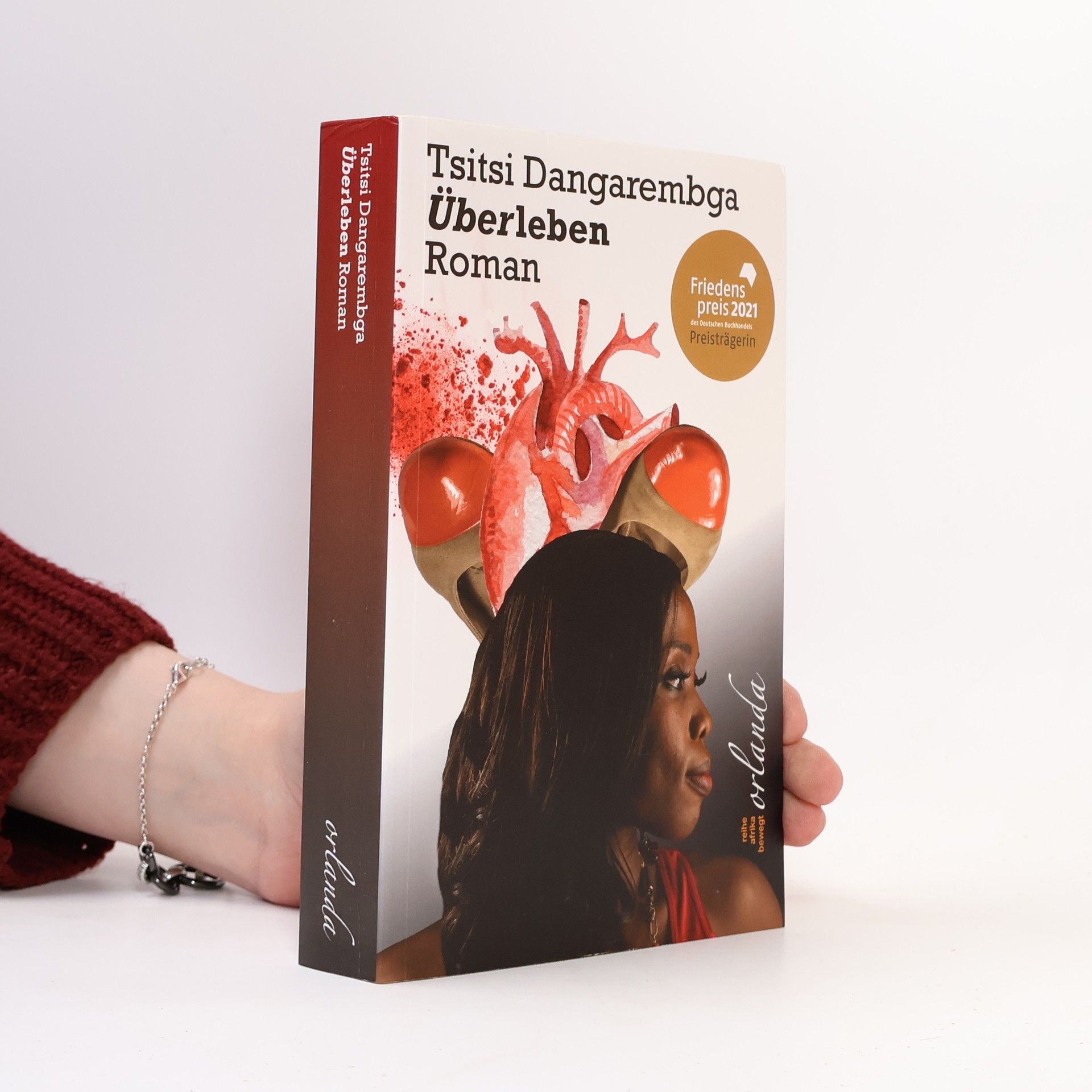 Tsitsi Dangarembga Überleben