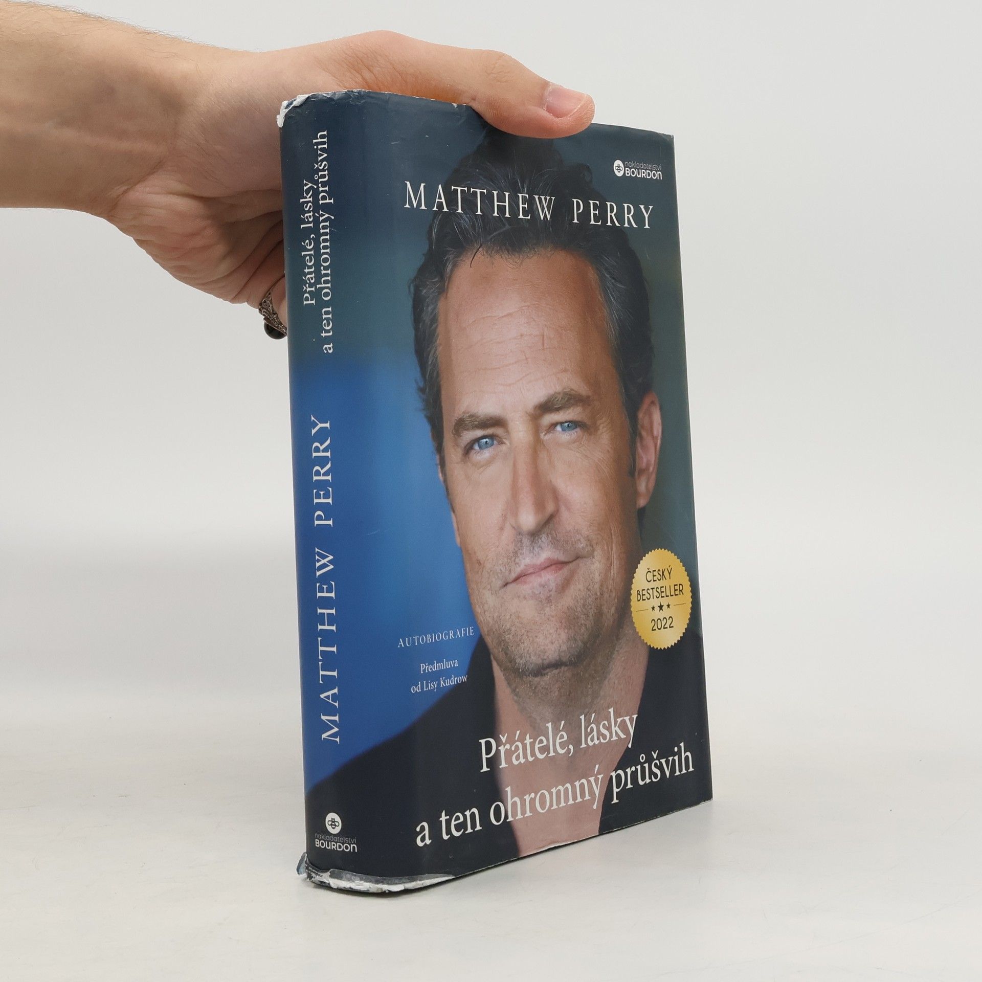 Matthew Perry Přátelé, lásky a ten ohromný průšvih