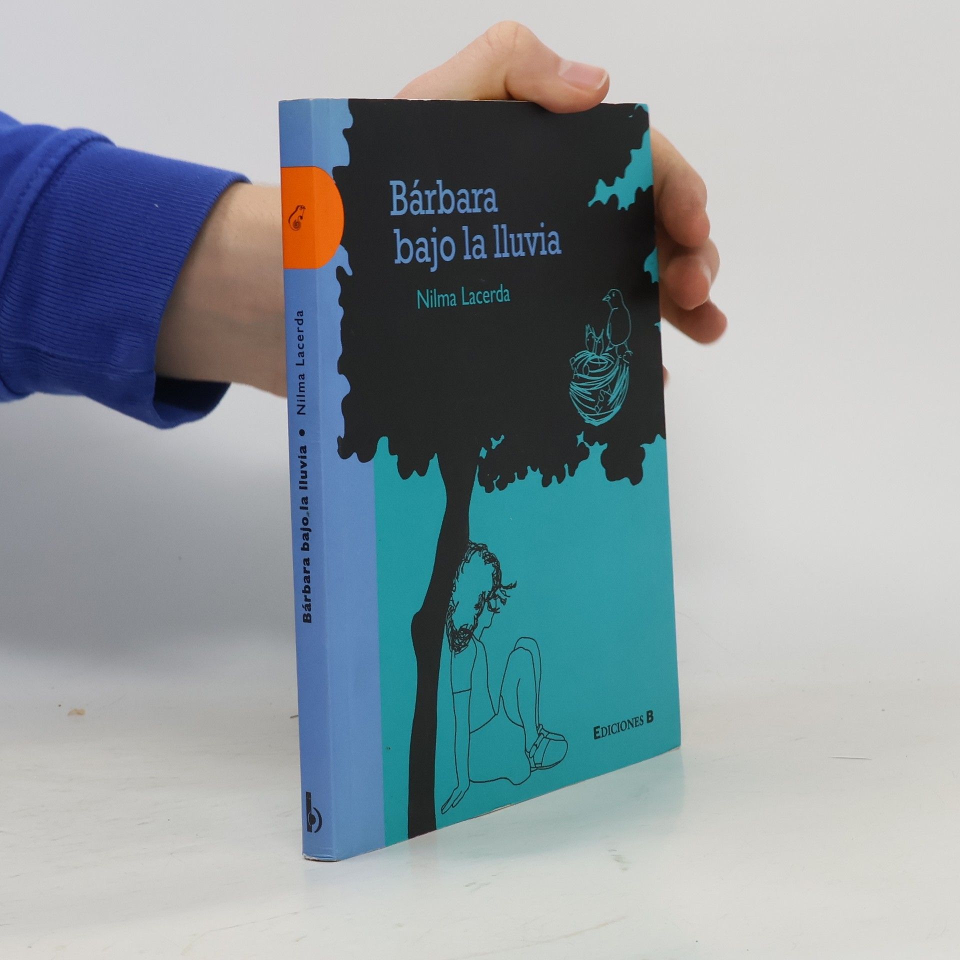 Nilma Gonçalves Lacerda Bárbara bajo la lluvia