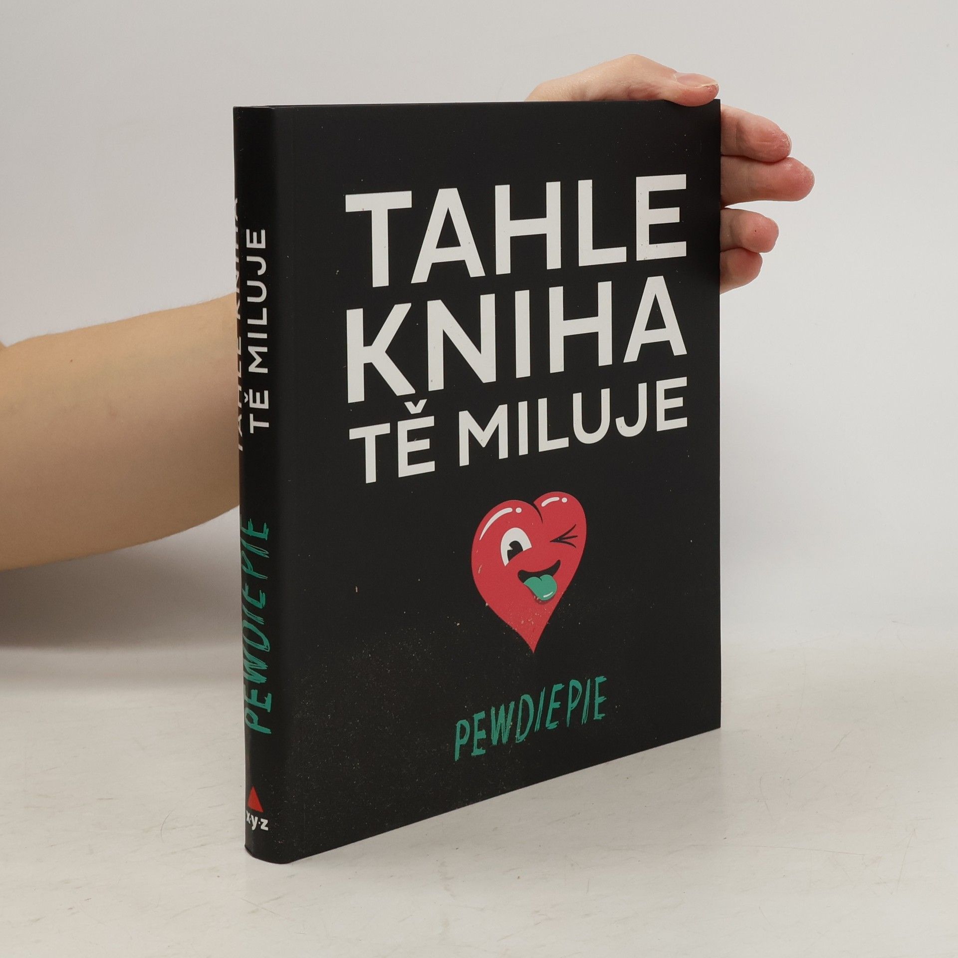 PewDiePie Tahle kniha tě miluje