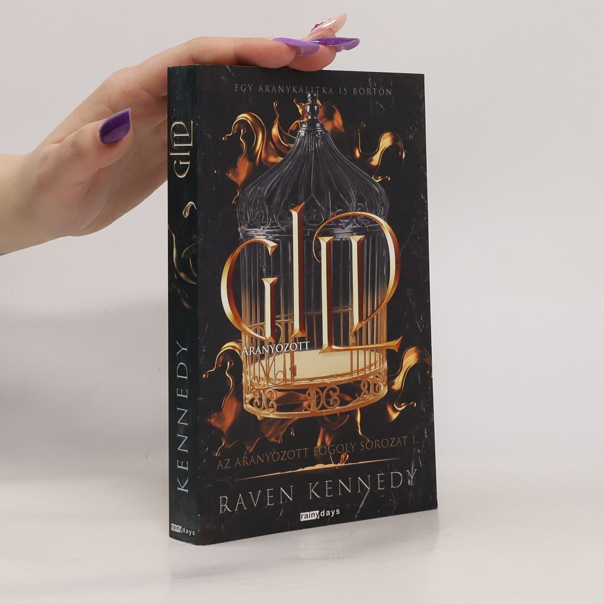 Raven Kennedy Gild - Aranyozott