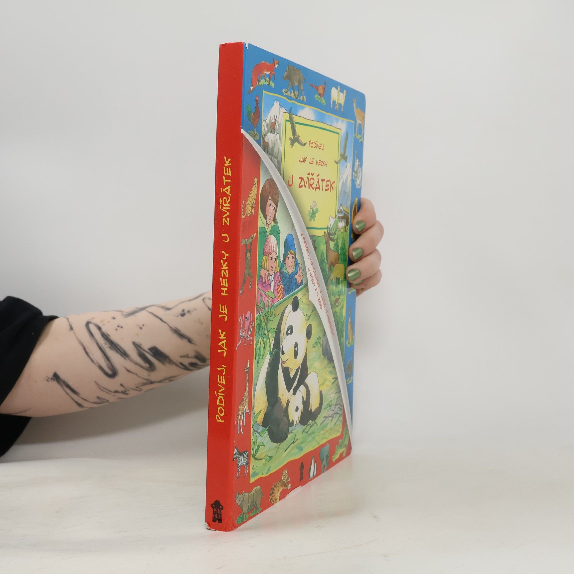 Aleksander Podívej, jak je hezky u zvířátek