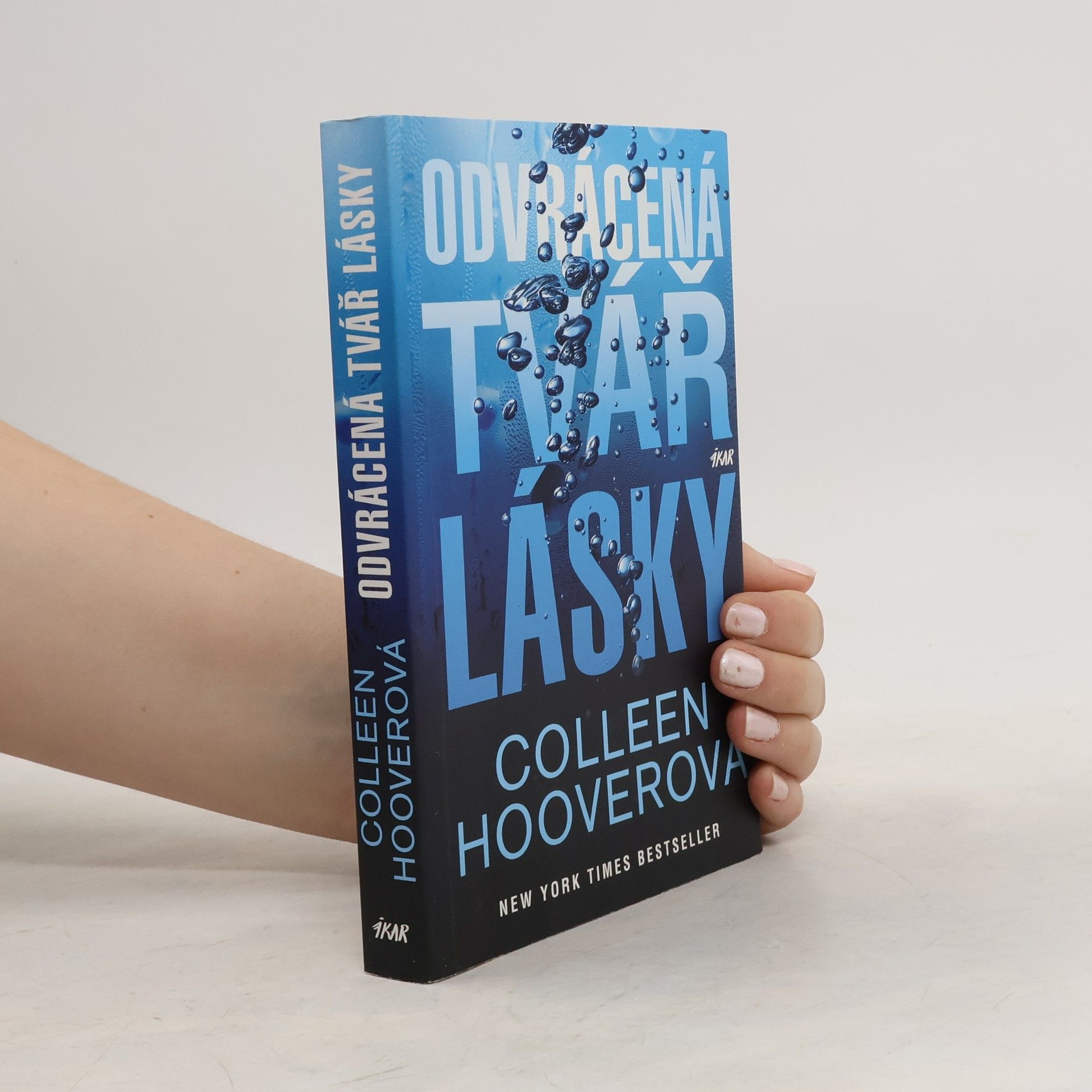 Colleen Hoover Odvrácená tvář lásky