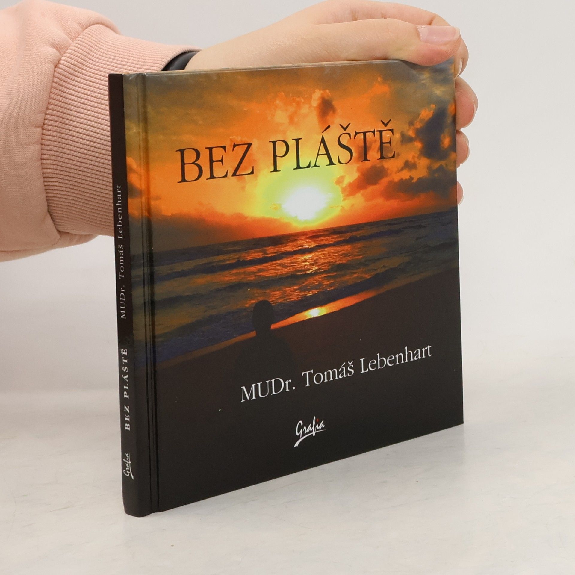 Tomáš Lebenhart Bez pláště