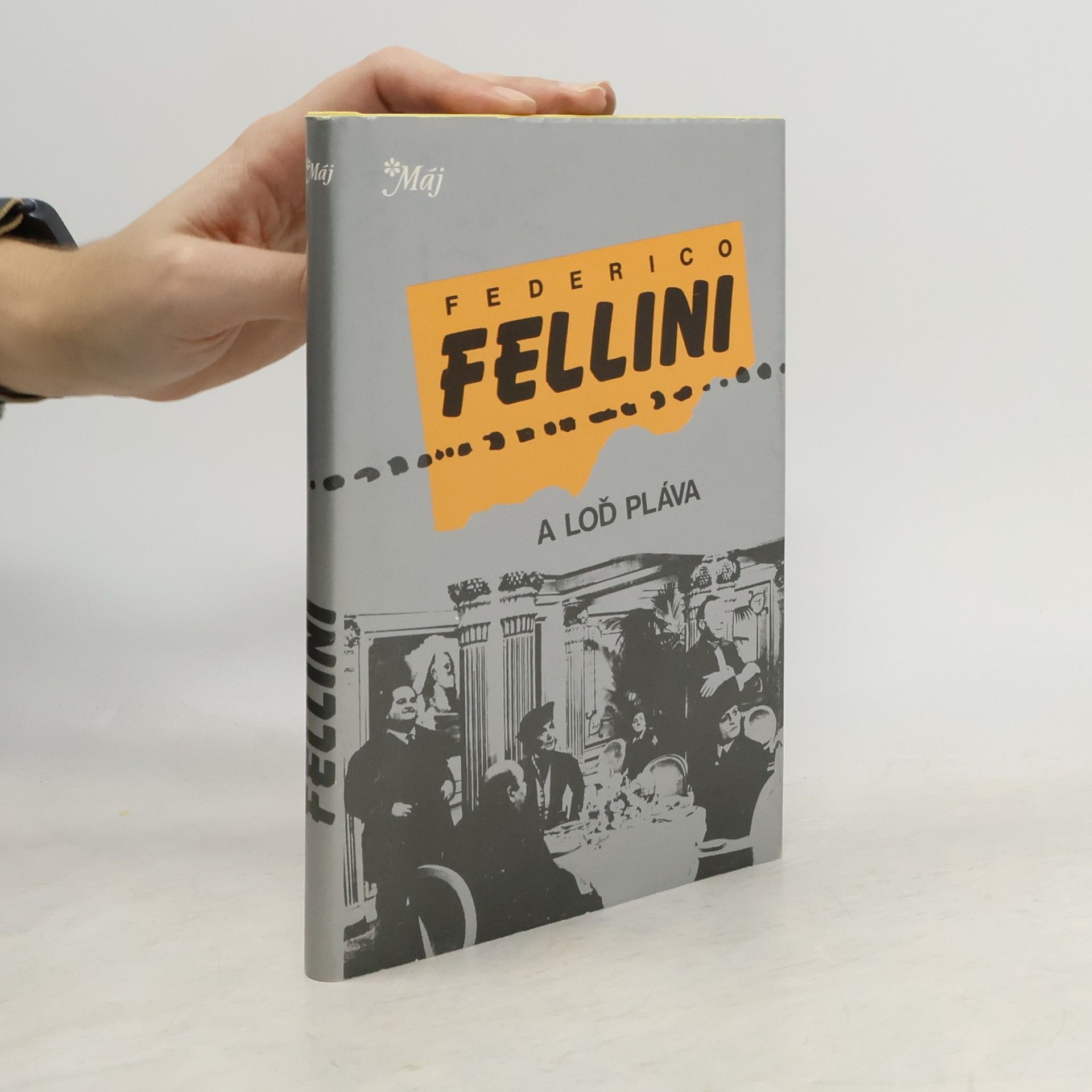 Federico Fellini A loď pláva