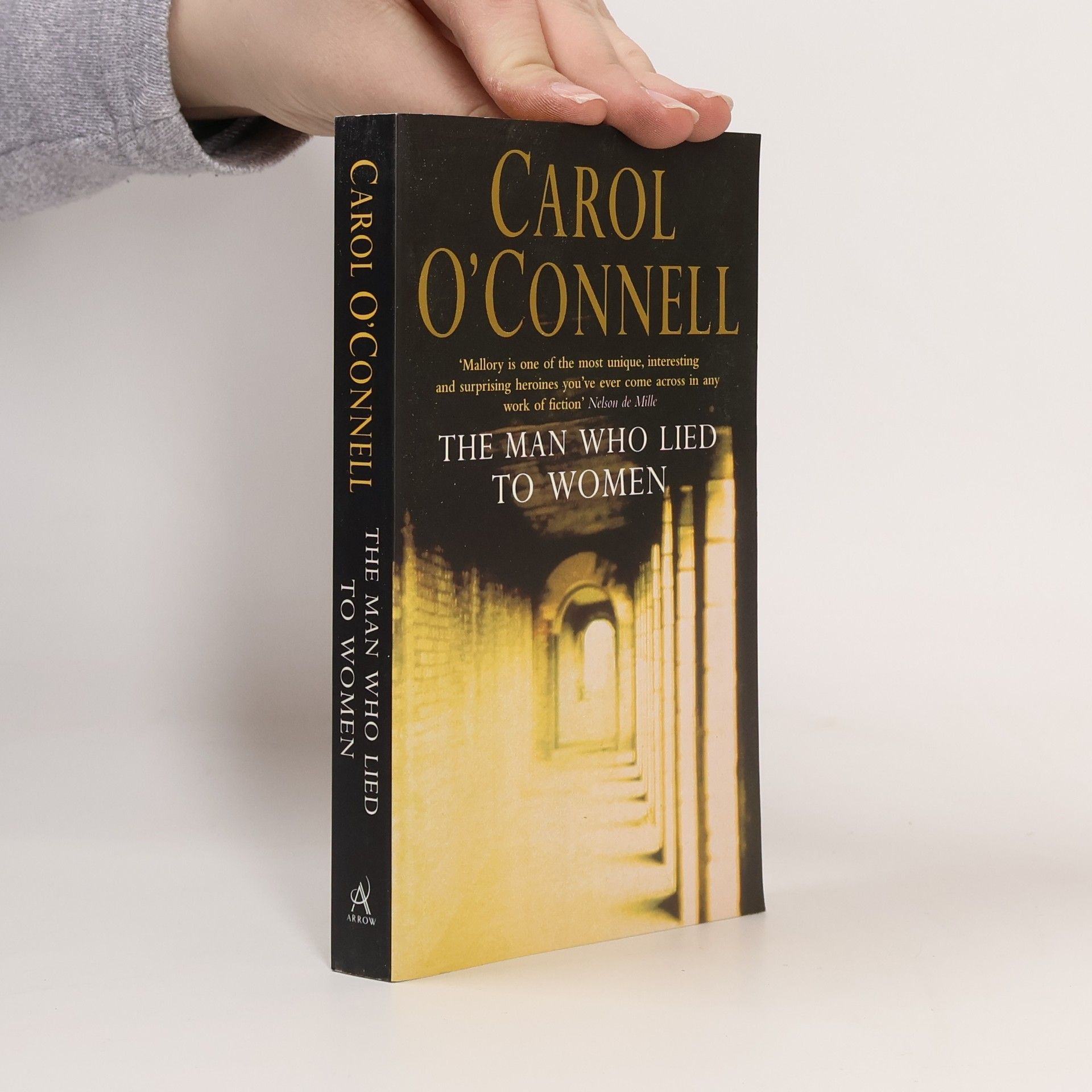 Carol O'Connell The man who lied to women