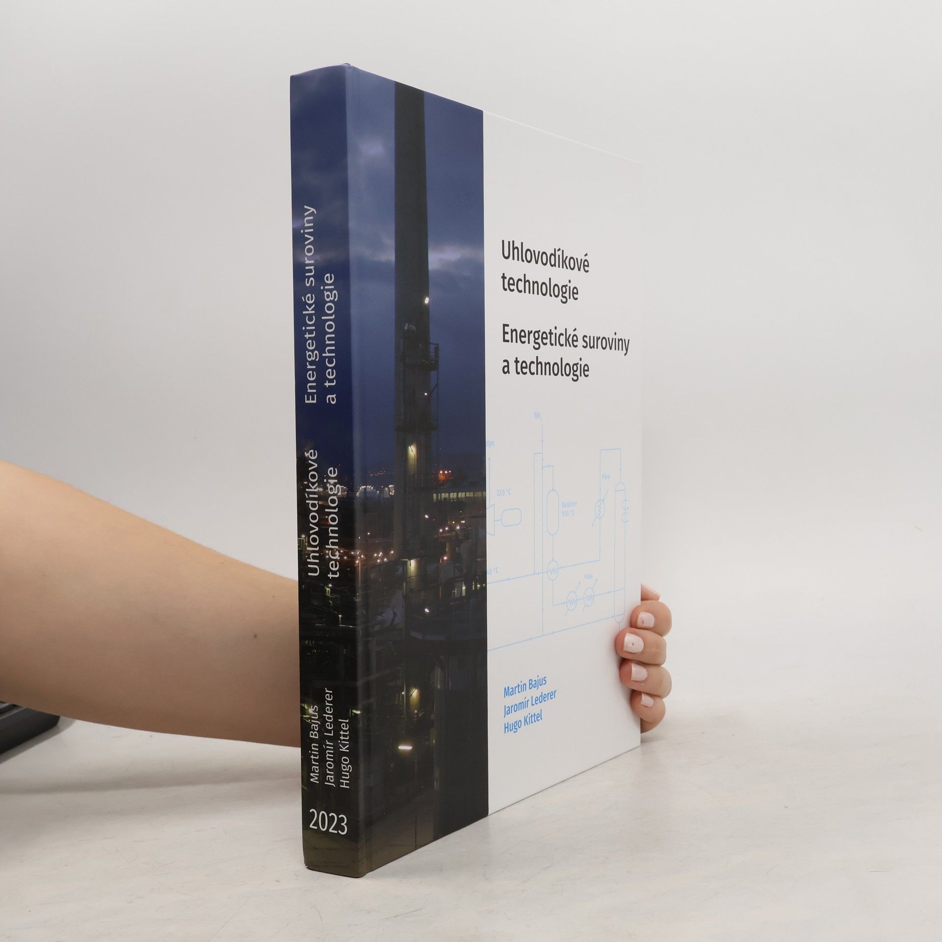 Martin Bajus Uhlovodíkové technologie. Energetické suroviny a technologie