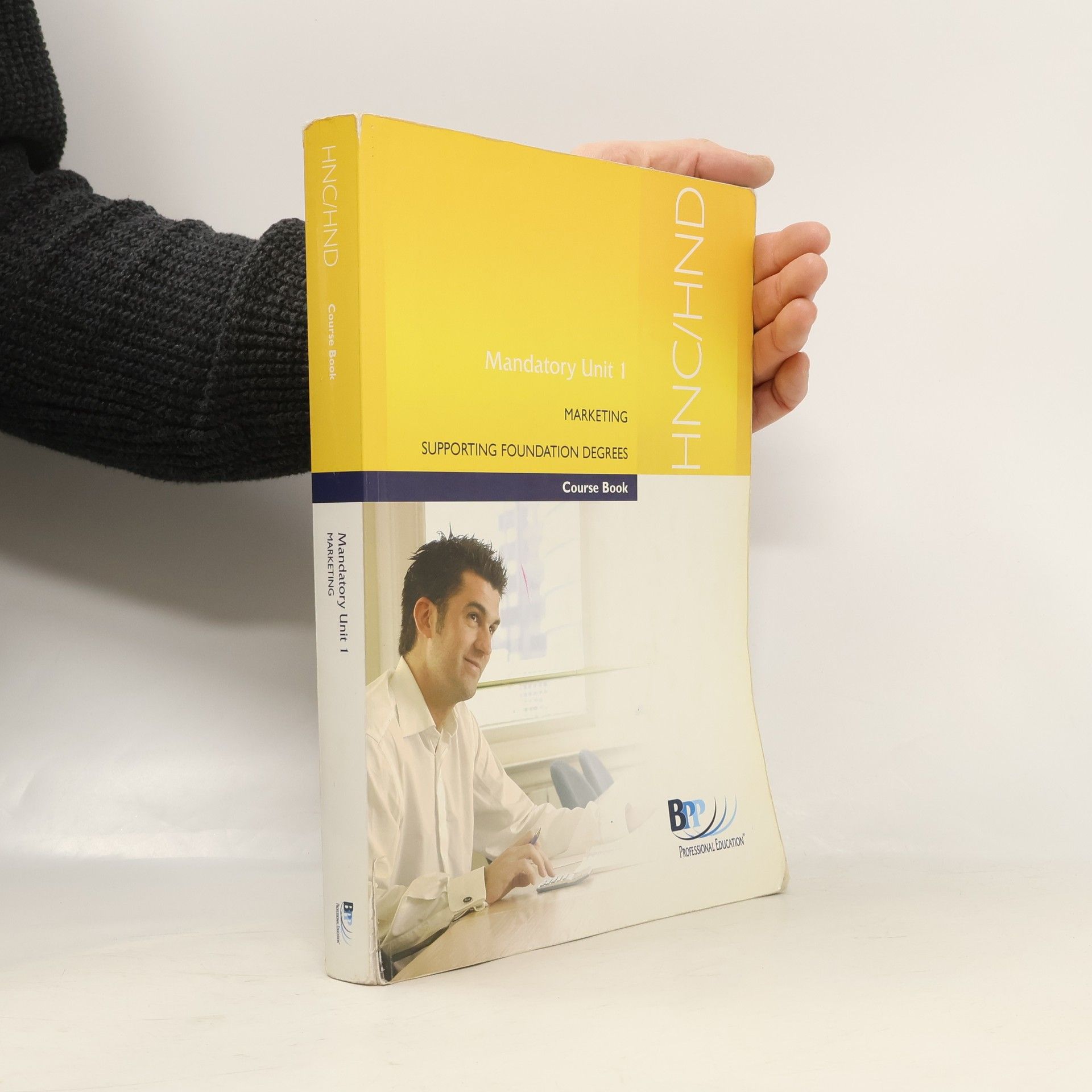 Autores varios HNC/HND. Mandatory Unit I